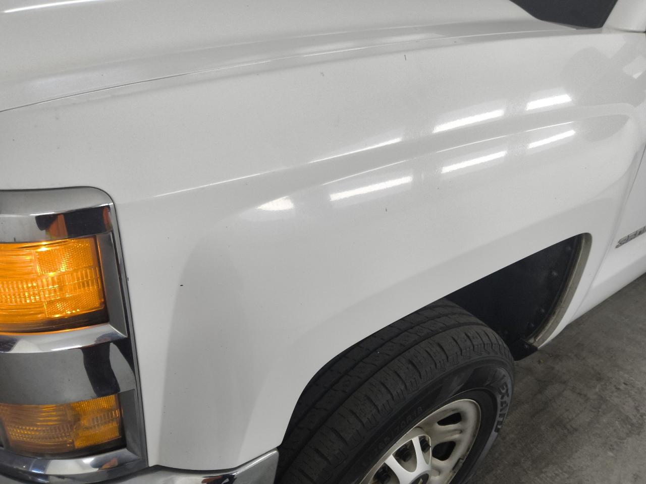 2015 Chevrolet Silverado C3500 White vin: 1GC4CYCG5FF595126 Damage: Left Front Fender, Multiple Scratches Heavy, 3