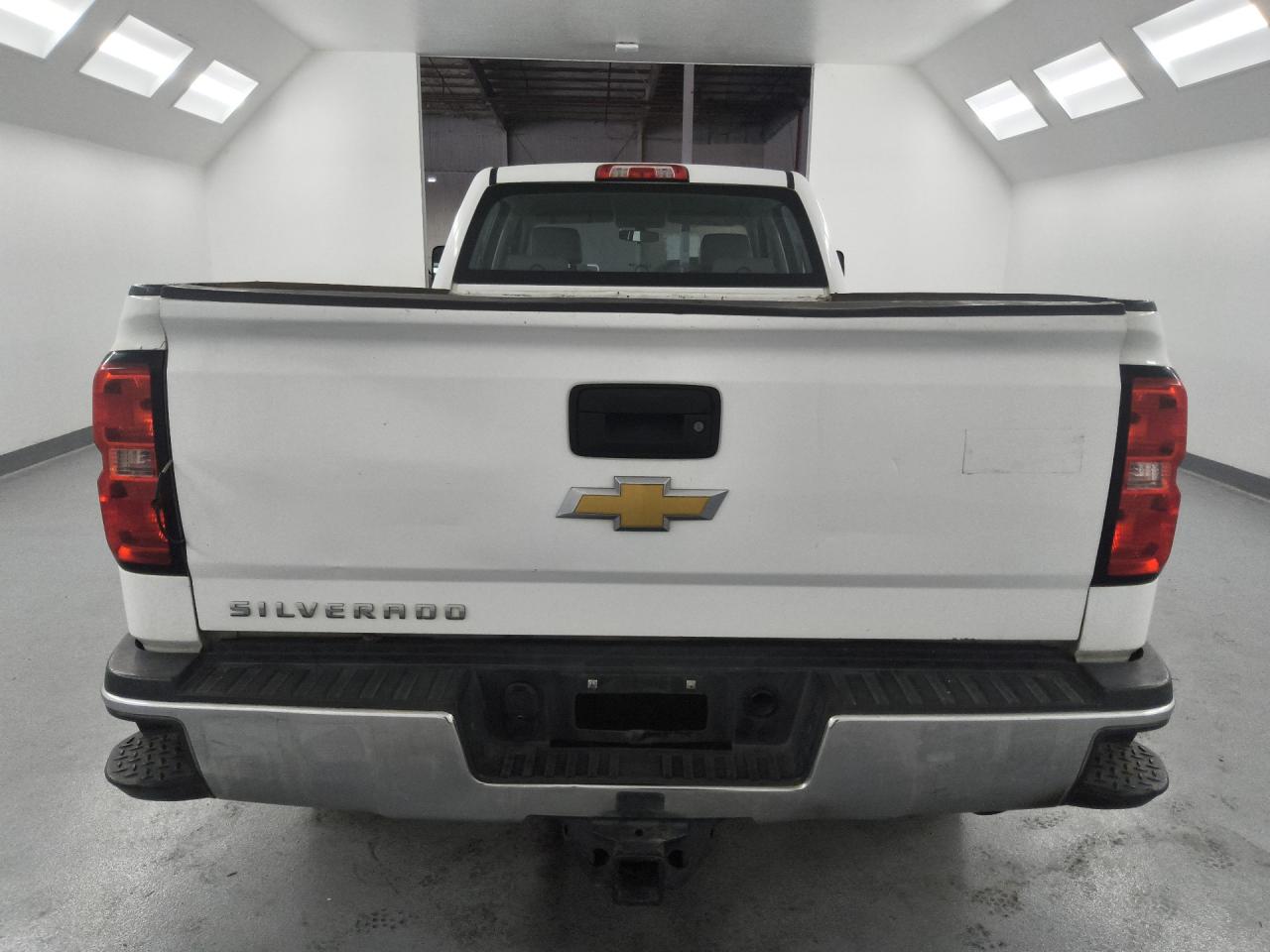 2015 Chevrolet Silverado C3500 White vin: 1GC4CYCG5FF595126 Damage: Right Tail Light, Inoperable, Repair Required
