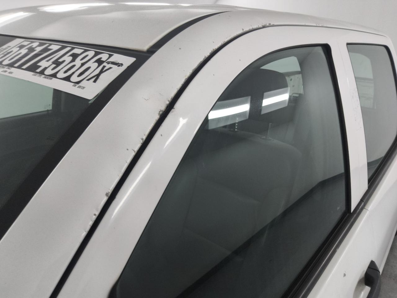 2015 Chevrolet Silverado C3500 White vin: 1GC4CYCG5FF595126 Damage: Left Drip Rail, Hail Damage, 5