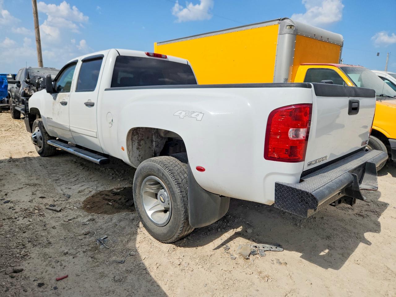 2011 Chevrolet Silverado K3500 Lt White vin: 1GC4K0C84BF145927