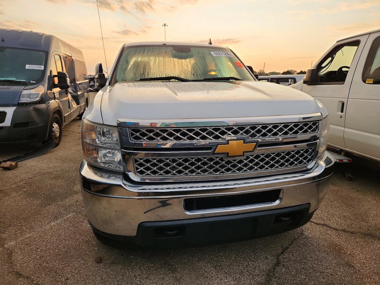 2013 Chevrolet Silverado K3500 Lt White vin: 1GC4K0E87DF231619