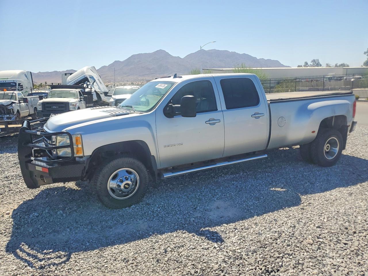 2011 Chevrolet Silverado K3500 Ltz White vin: 1GC4K1C83BF114691
