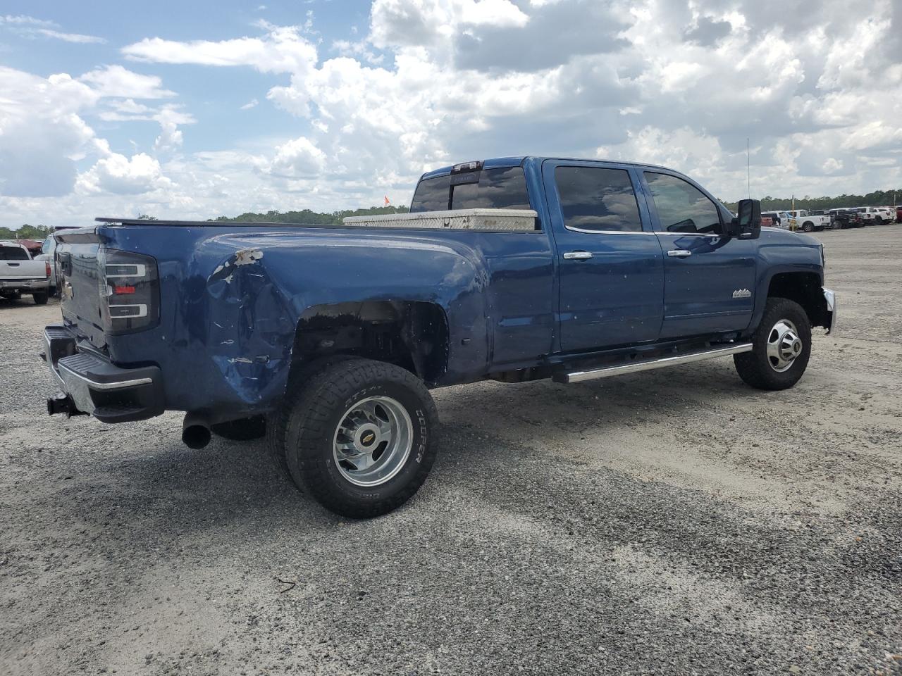 2016 Chevrolet Silverado K3500 High Country   Blue vin: 1GC4K1E83GF107793