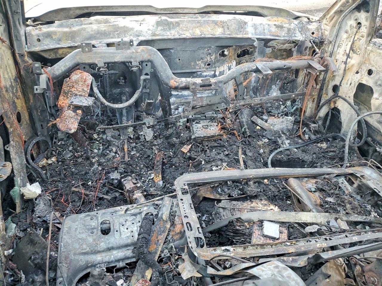 2016 Chevrolet Silverado K3500 High Country Burn vin: 1GC4K1E83GF186334
