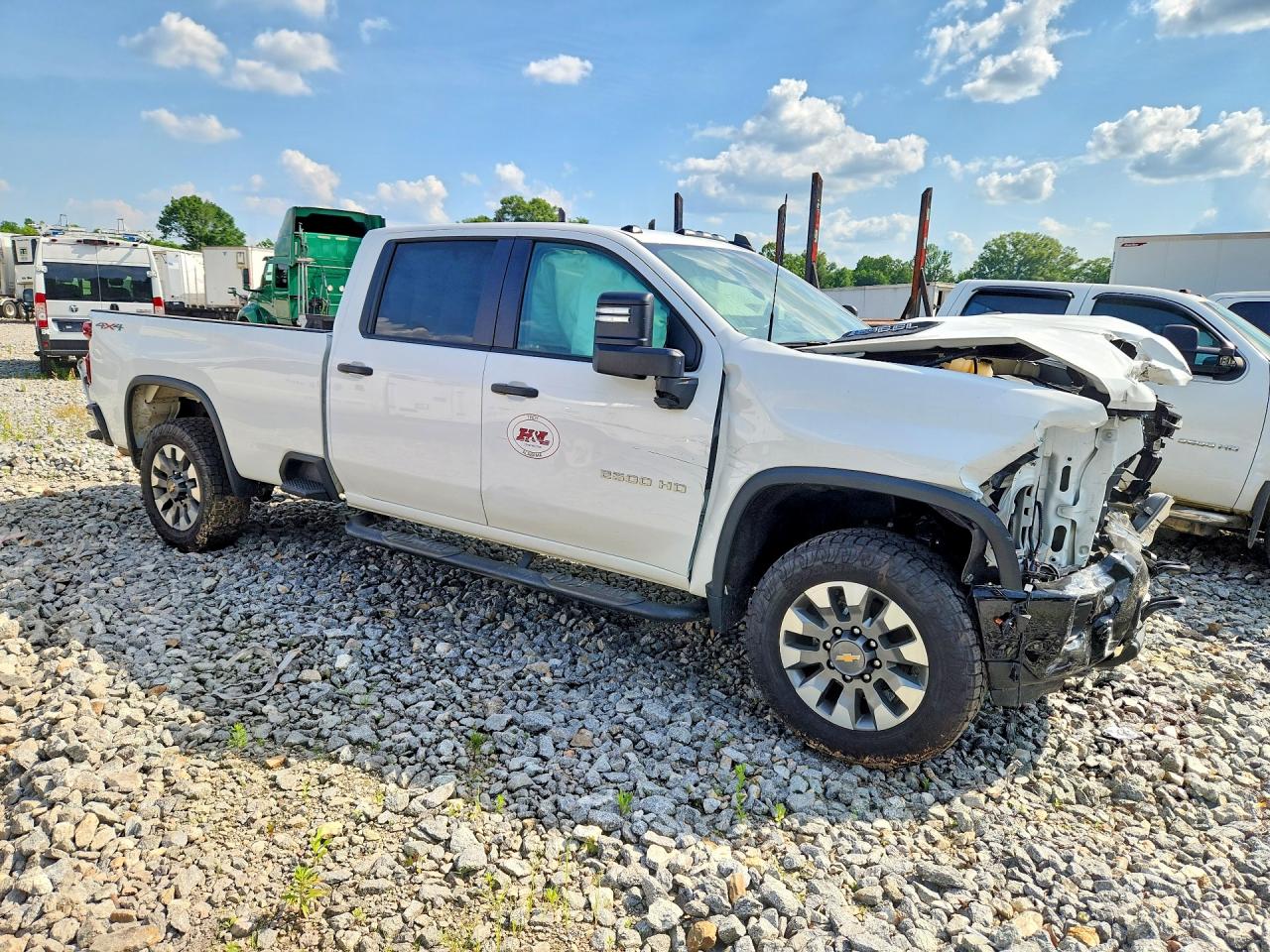2025 Chevrolet Silverado K2500 Custom White vin: 1GC4KME77SF132665