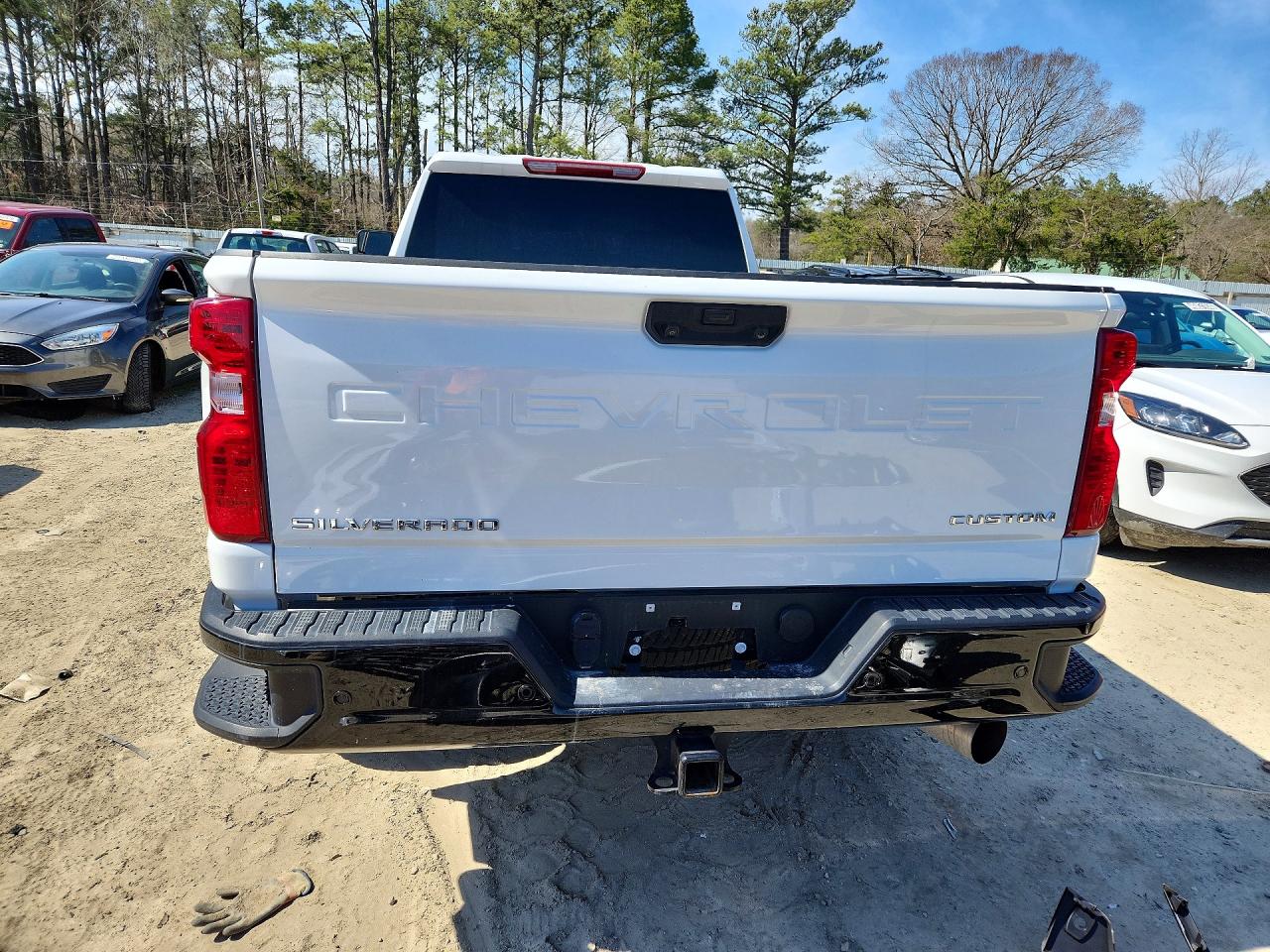 2025 Chevrolet Silverado K2500 Custom White vin: 1GC4KMEY7SF216381