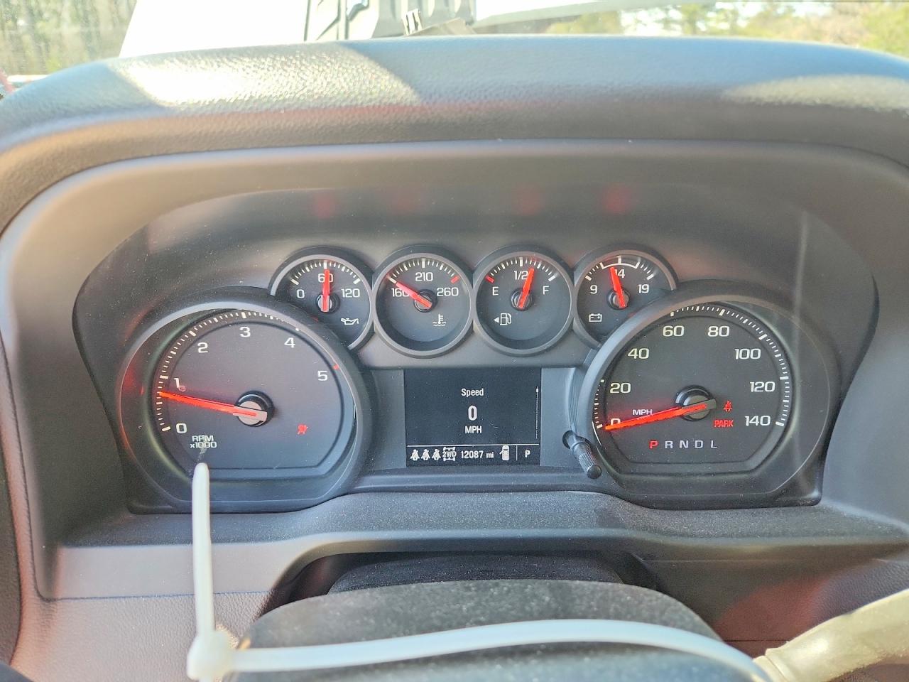 2025 Chevrolet Silverado K2500 Custom White vin: 1GC4KMEY7SF216381