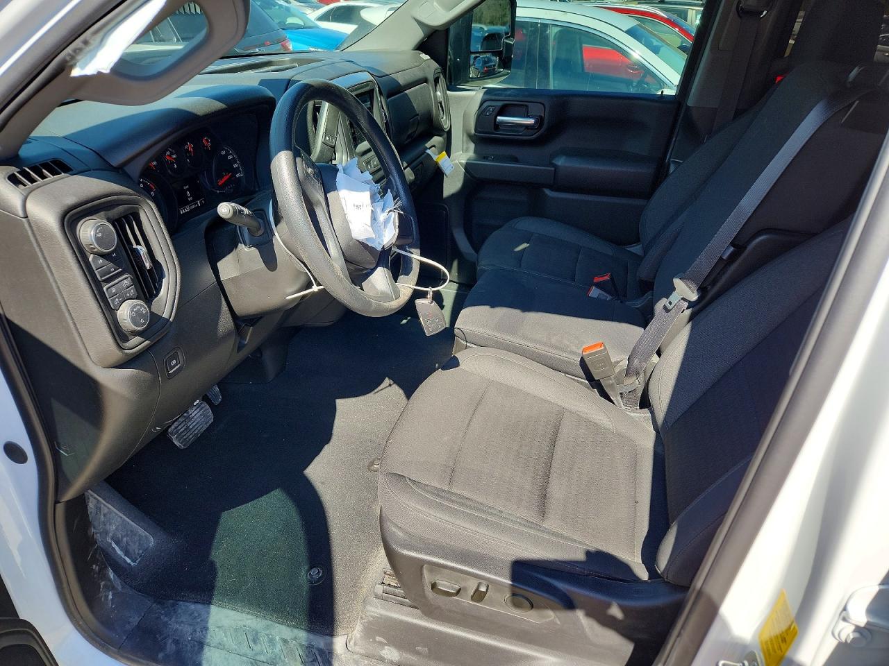 2025 Chevrolet Silverado K2500 Custom White vin: 1GC4KMEY7SF216381
