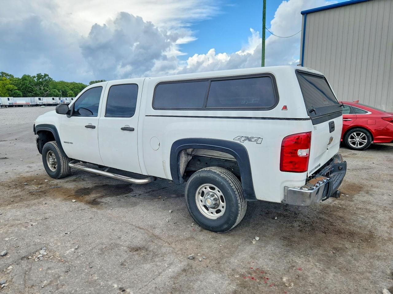 2010 Chevrolet Silverado K2500 Heavy Duty White vin: 1GC4KVBG2AF150841