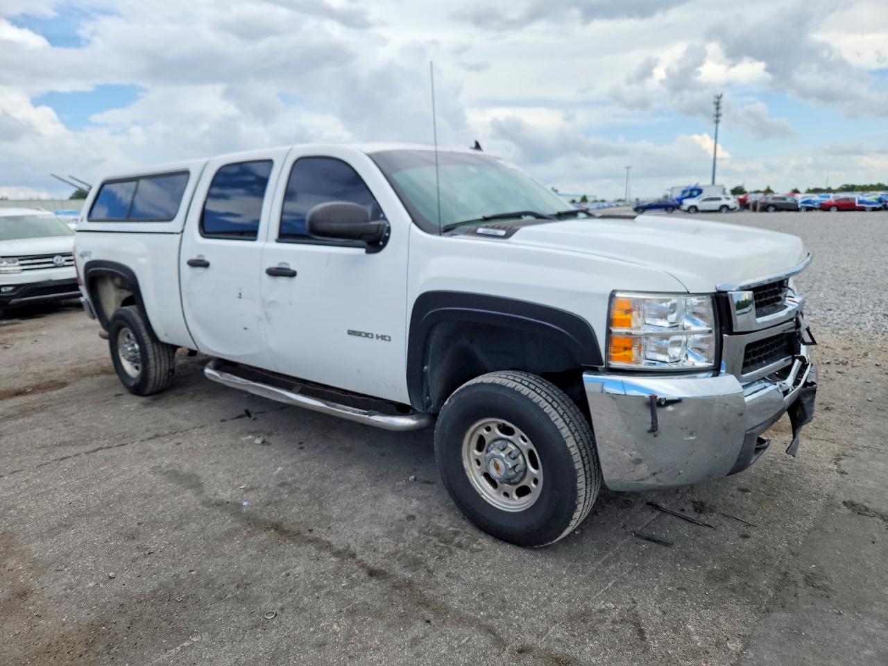 2010 Chevrolet Silverado K2500 Heavy Duty White vin: 1GC4KVBG2AF150841
