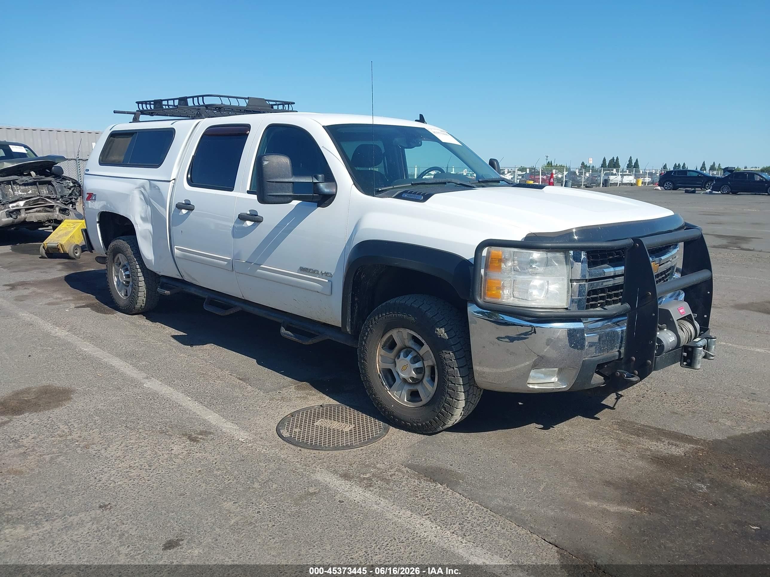 2010 Chevrolet Silverado 2500hd Lt White vin: 1GC4KXBG0AF136433