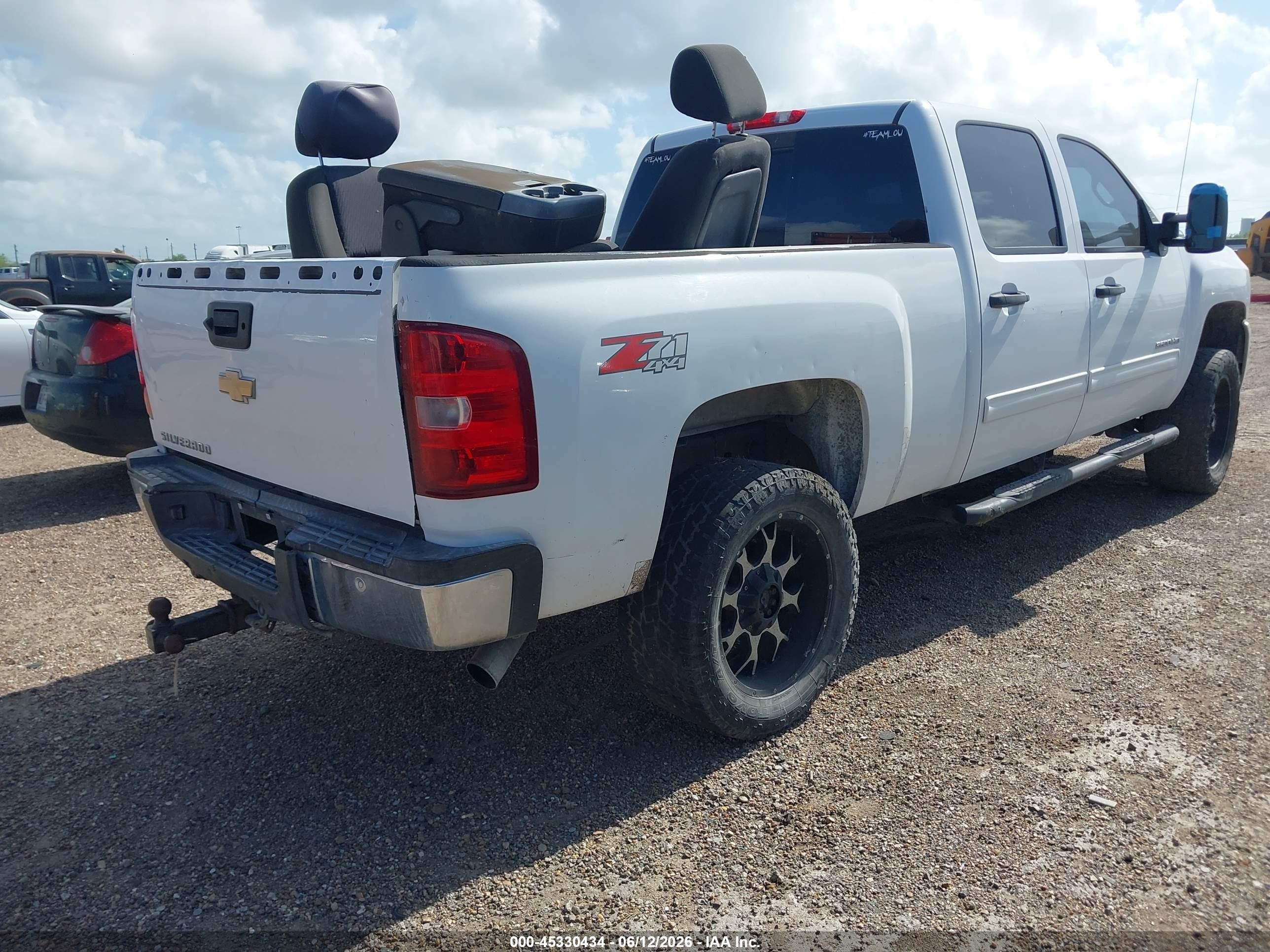 2010 Chevrolet Silverado 2500hd Lt White vin: 1GC4KXBG6AF139420