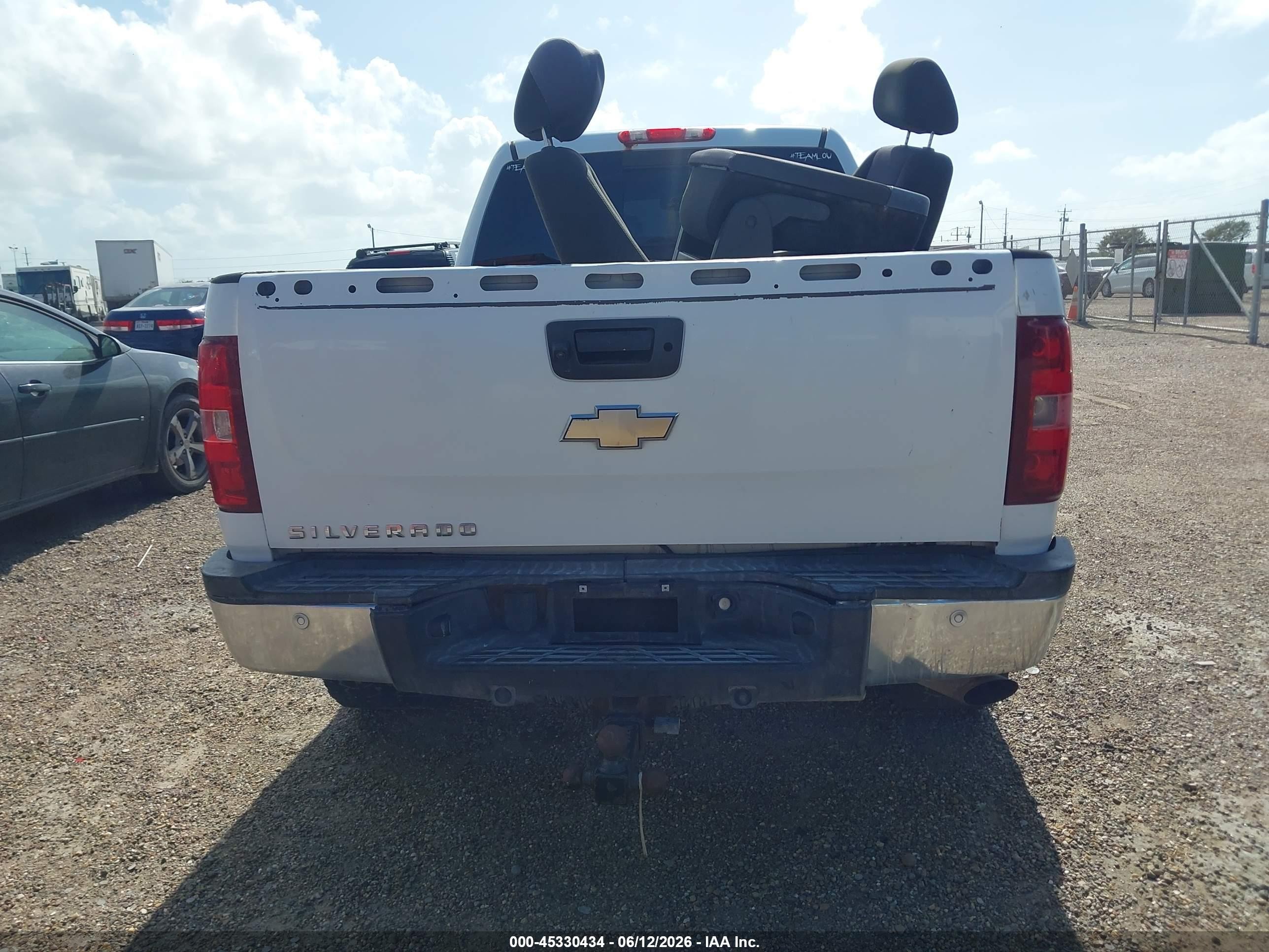 2010 Chevrolet Silverado 2500hd Lt White vin: 1GC4KXBG6AF139420