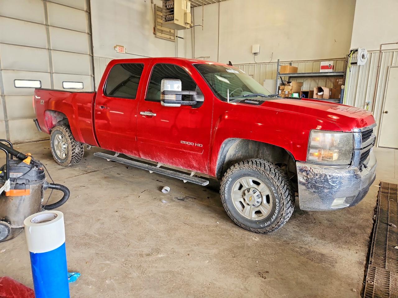 2010 Chevrolet Silverado K2500 Heavy Duty Ltz Red vin: 1GC4KYB68AF110840