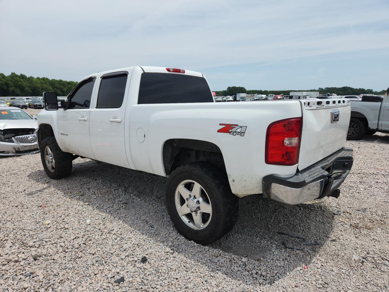 2010 Chevrolet Silverado K2500 Heavy Duty Ltz White vin: 1GC4KYB69AF134399