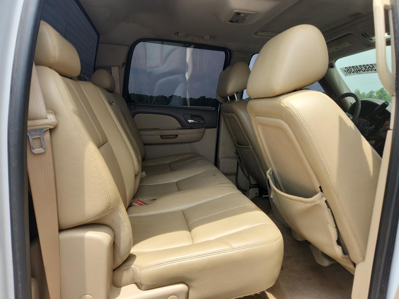 2010 Chevrolet Silverado K2500 Heavy Duty Ltz White vin: 1GC4KYB69AF134399