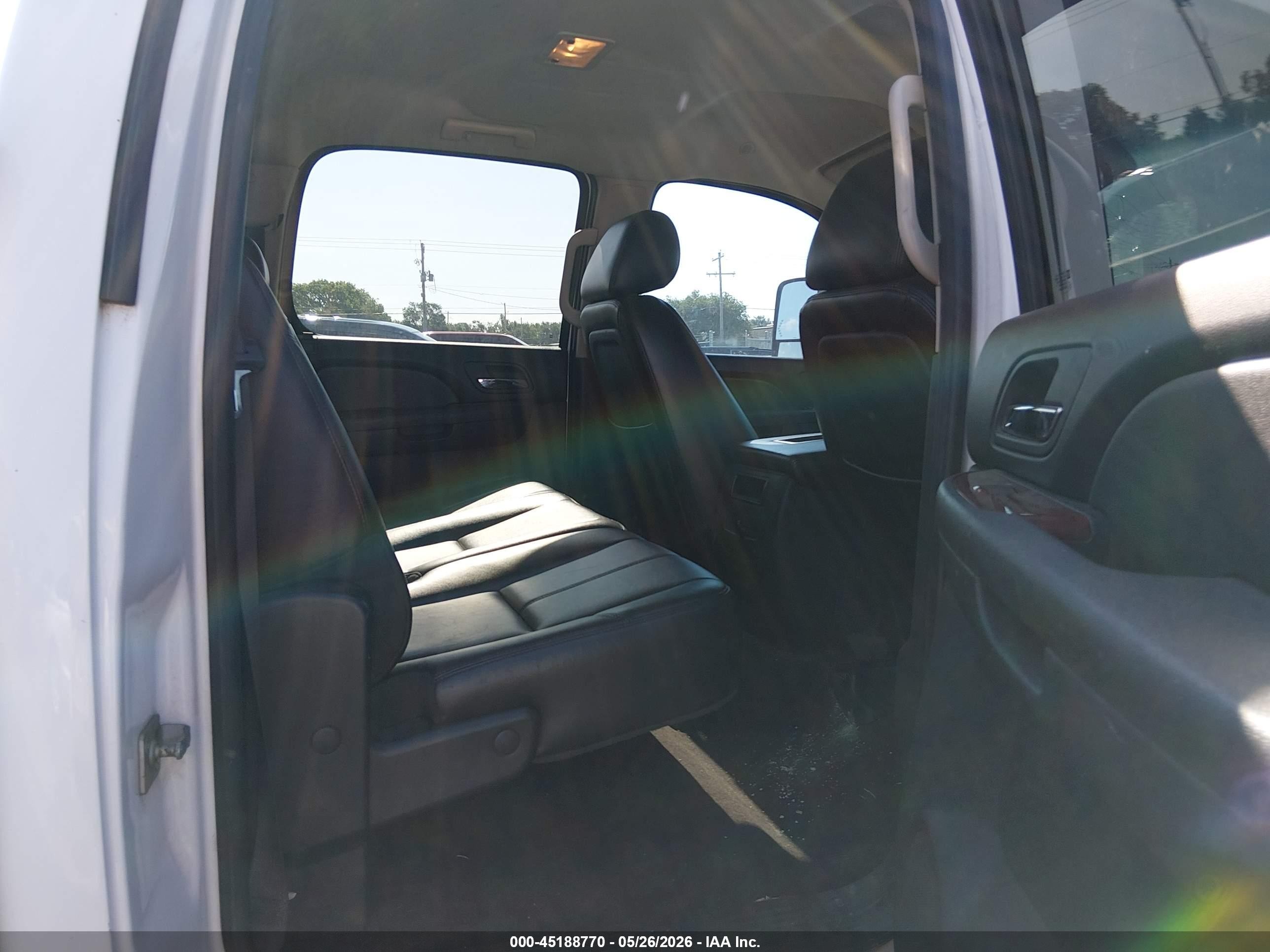 2010 Chevrolet Silverado 2500hd Ltz White vin: 1GC4KYBG6AF145546