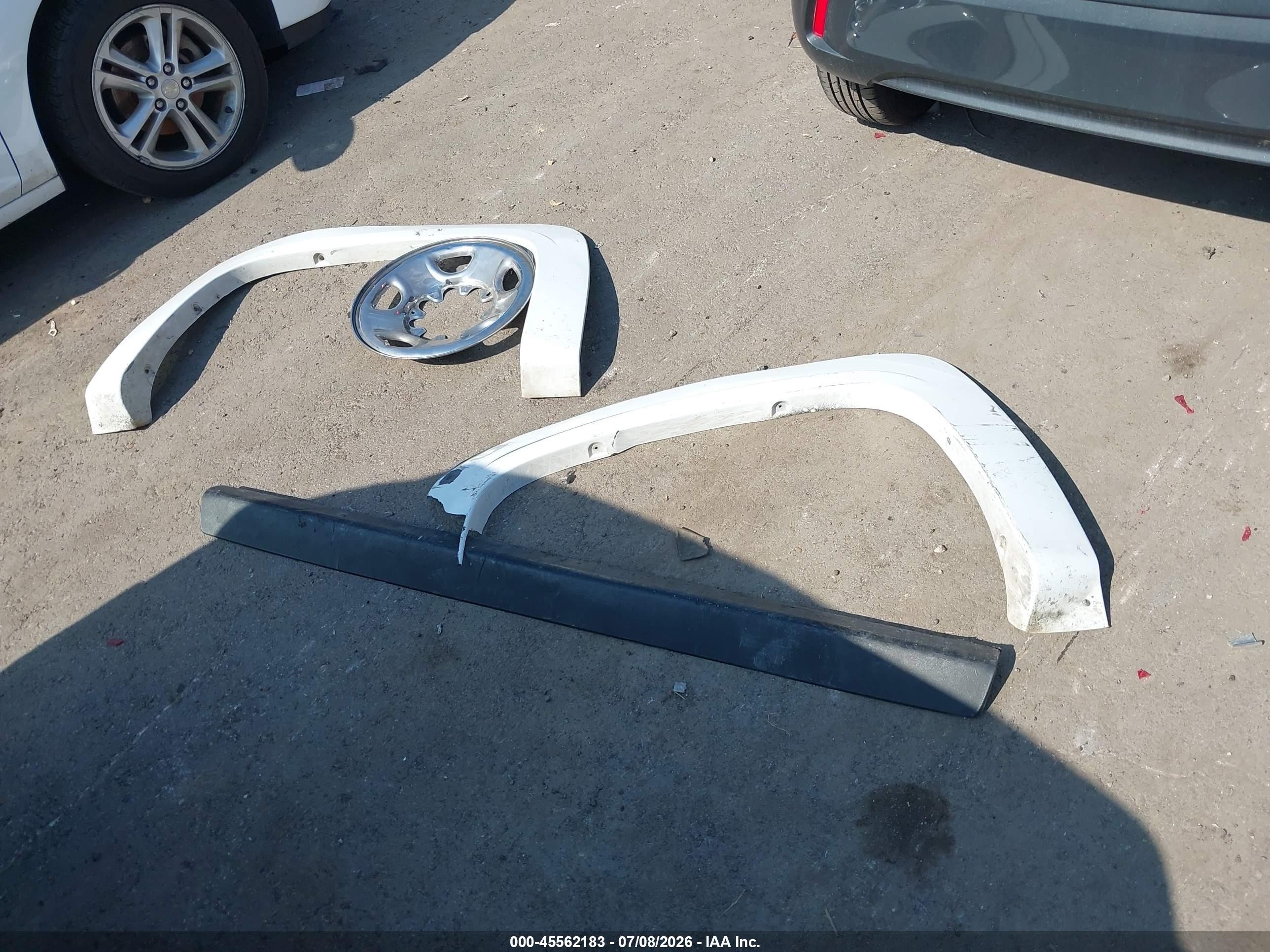 2010 Chevrolet Silverado 2500hd Ltz White vin: 1GC4KYBG7AF112474