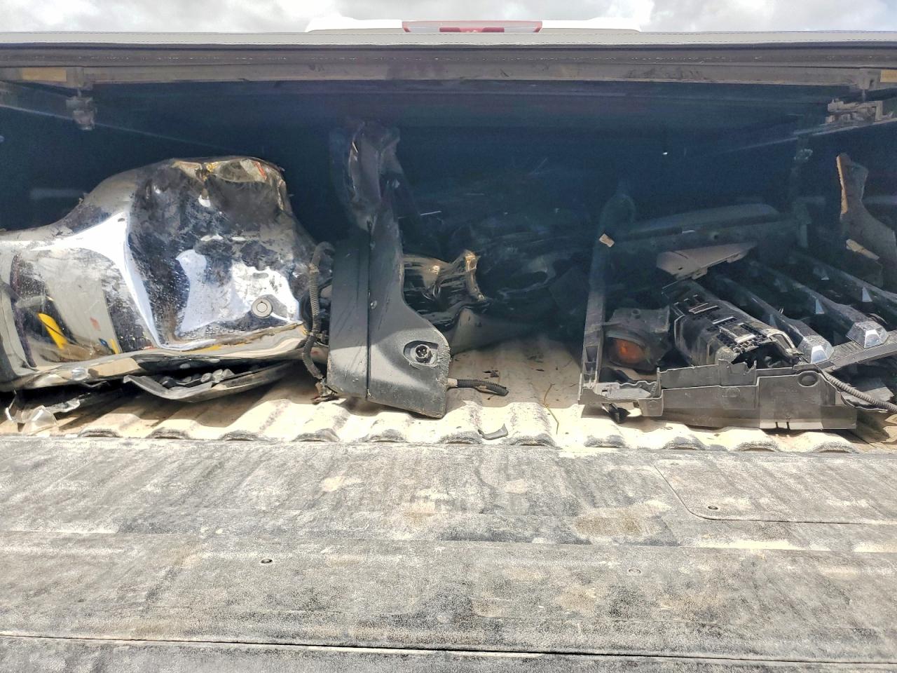 2020 Chevrolet Silverado K2500 Heavy Duty Ltz White vin: 1GC4YPEY8LF137044