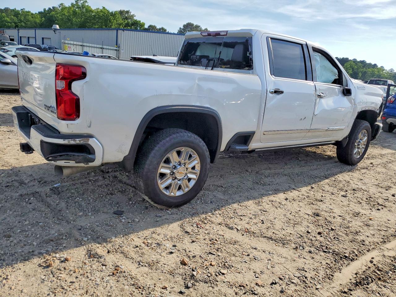 2024 Chevrolet Silverado K2500 High Country White vin: 1GC4YREY2RF197597