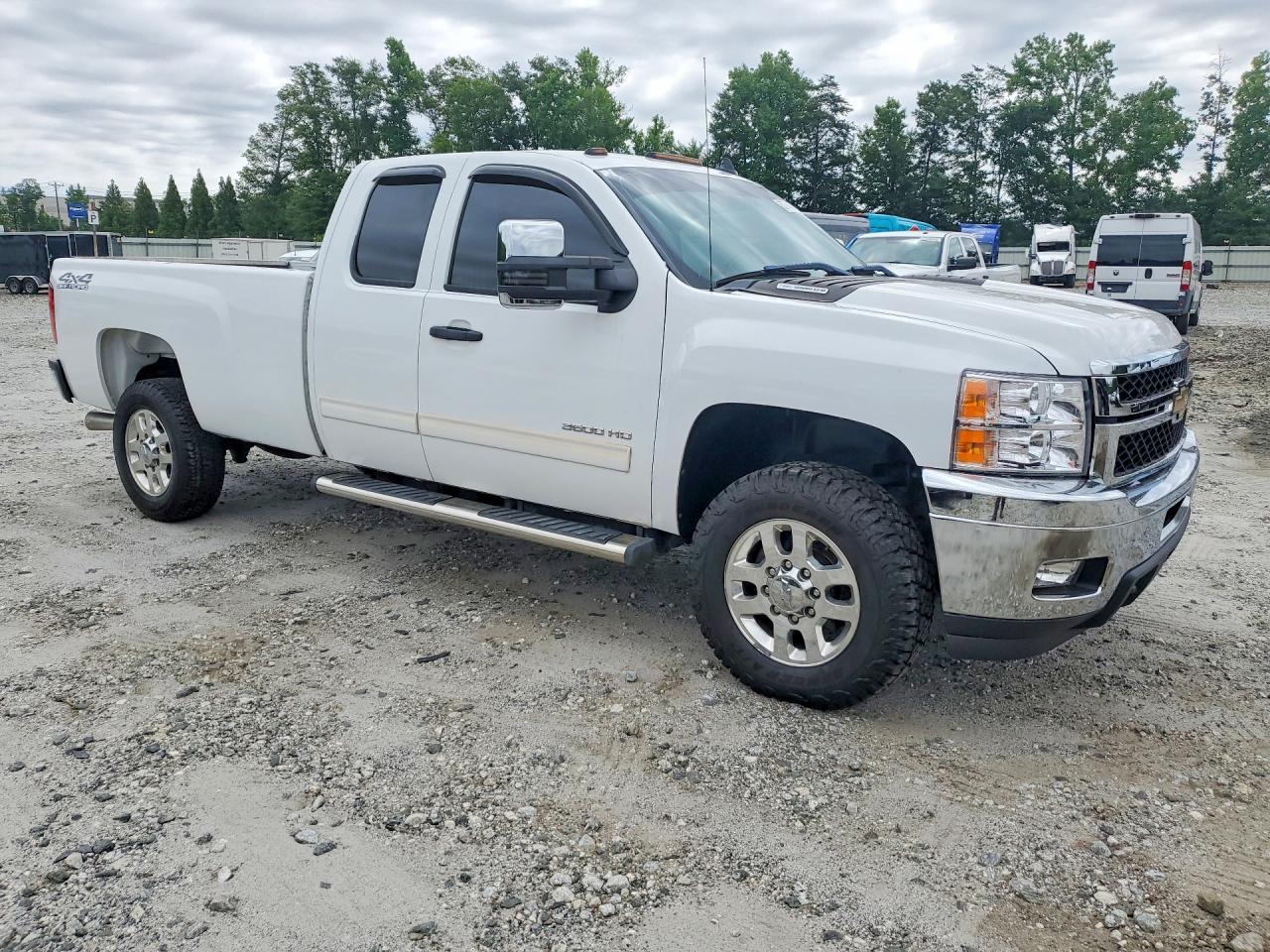 2011 Chevrolet Silverado K3500 Lt White vin: 1GC5K0C80BZ372907