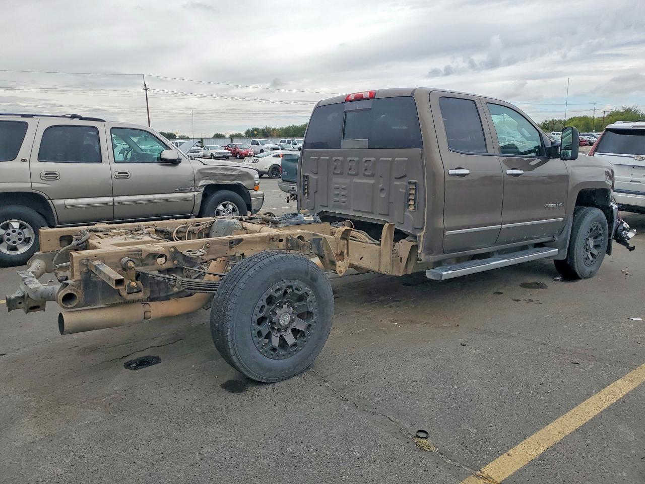 2015 Chevrolet Silverado K3500 Ltz Tan vin: 1GC5K0E88FZ115934
