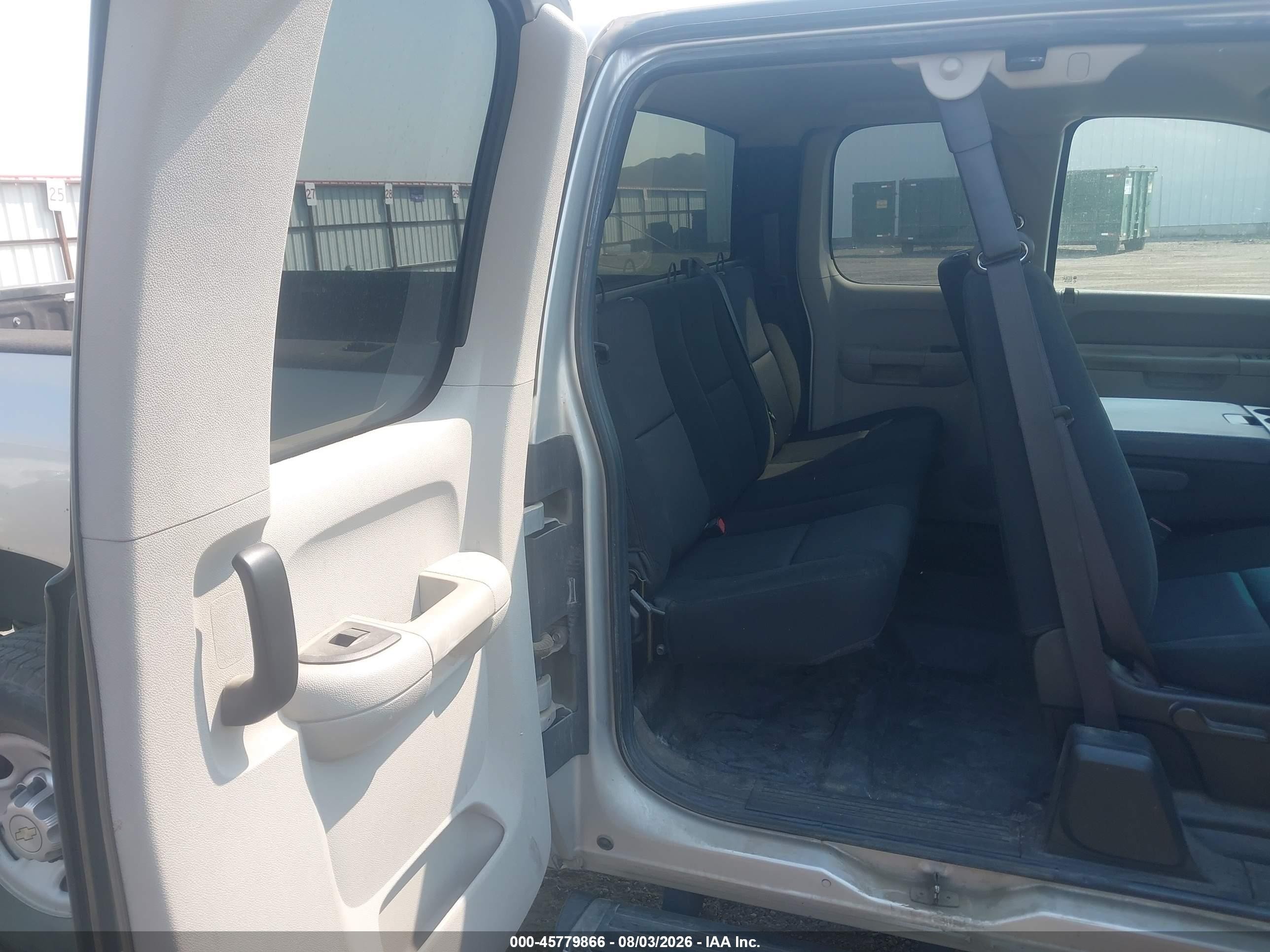 2010 Chevrolet Silverado 2500hd Work Truck Silver vin: 1GC5KVBGXAZ172637
