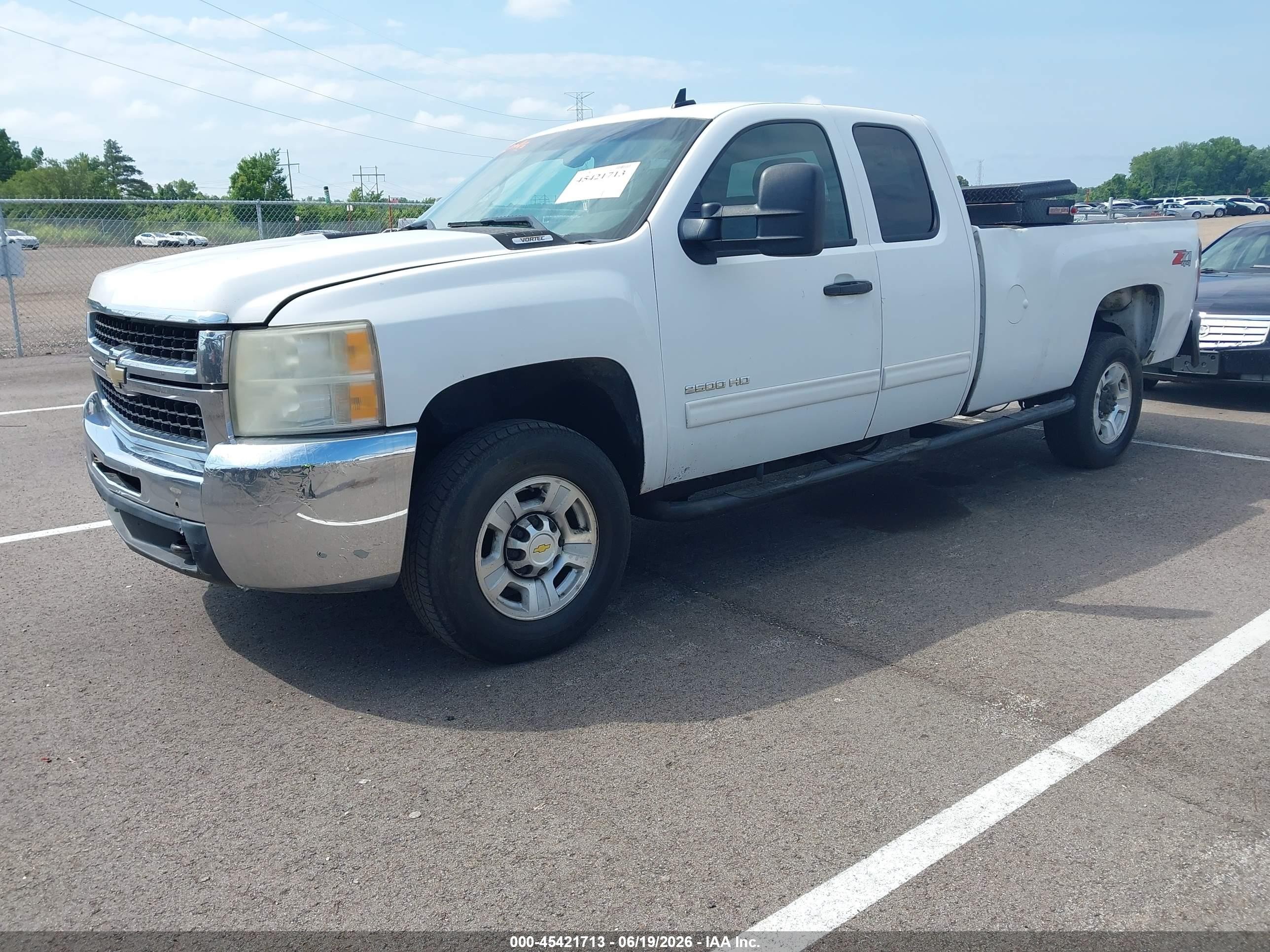 2010 Chevrolet Silverado 2500hd Lt White vin: 1GC5KXBG5AZ205314
