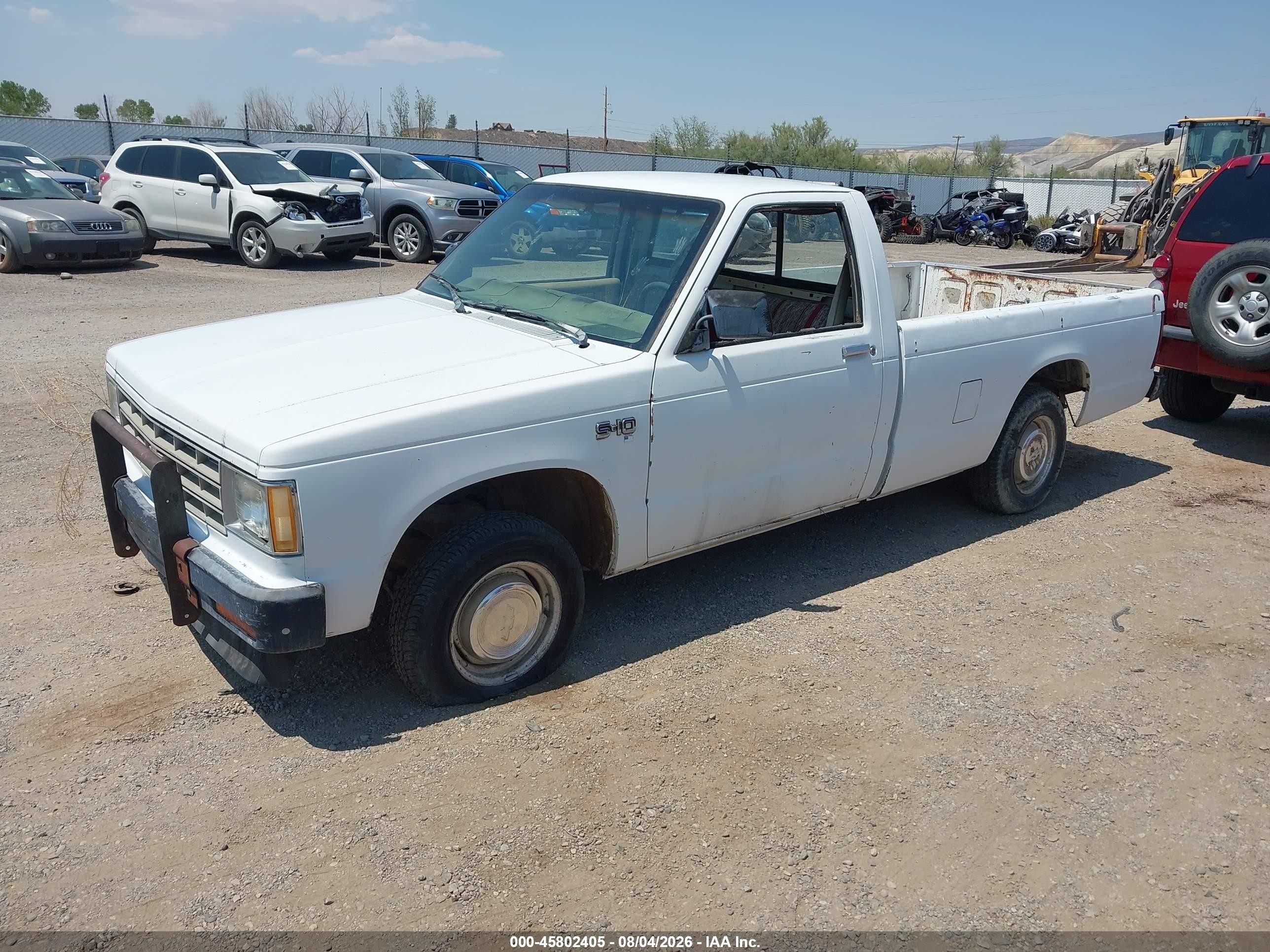 1983 Chevrolet S Truck S10 White vin: 1GCBS14AXD2188628