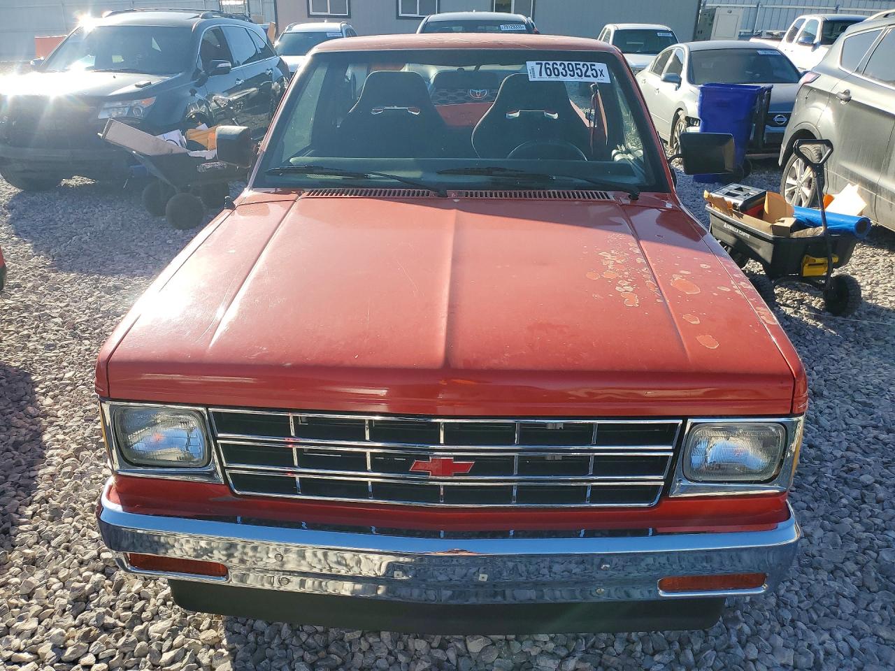 1984 Chevrolet S Truck S10 Red vin: 1GCBS14B1E8220745