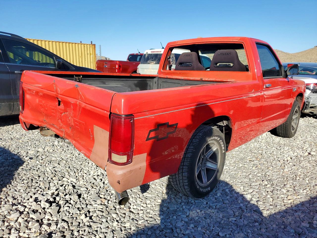 1984 Chevrolet S Truck S10 Red vin: 1GCBS14B1E8220745