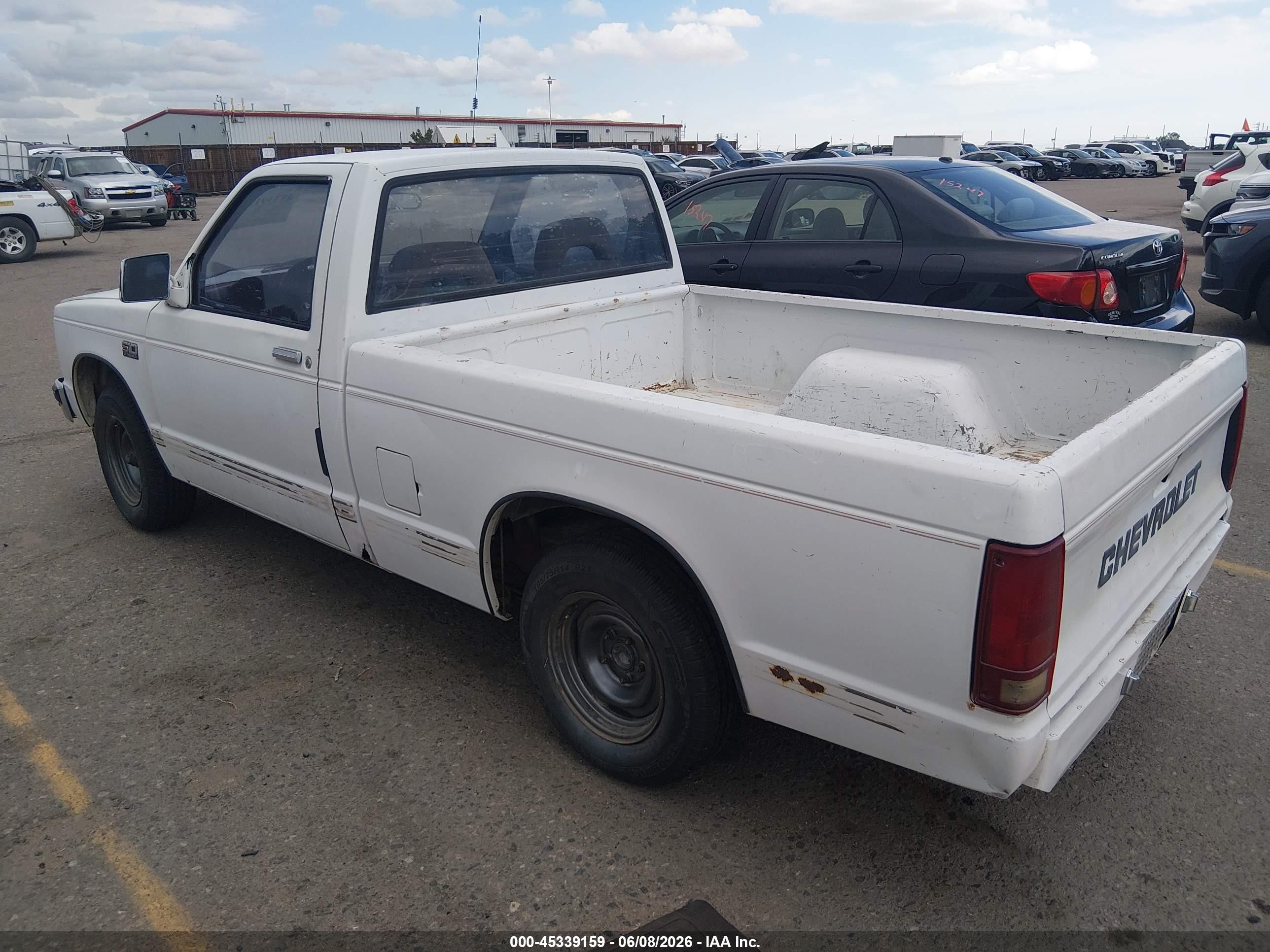 1987 Chevrolet S Truck S10 White vin: 1GCBS14E7H8200790