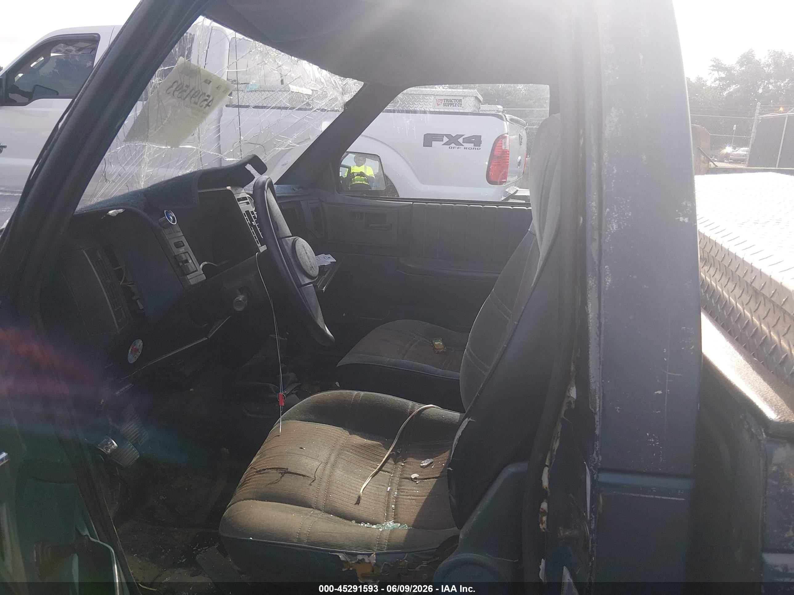 1989 Chevrolet S Truck S10 Blue vin: 1GCBS14E7K2104006