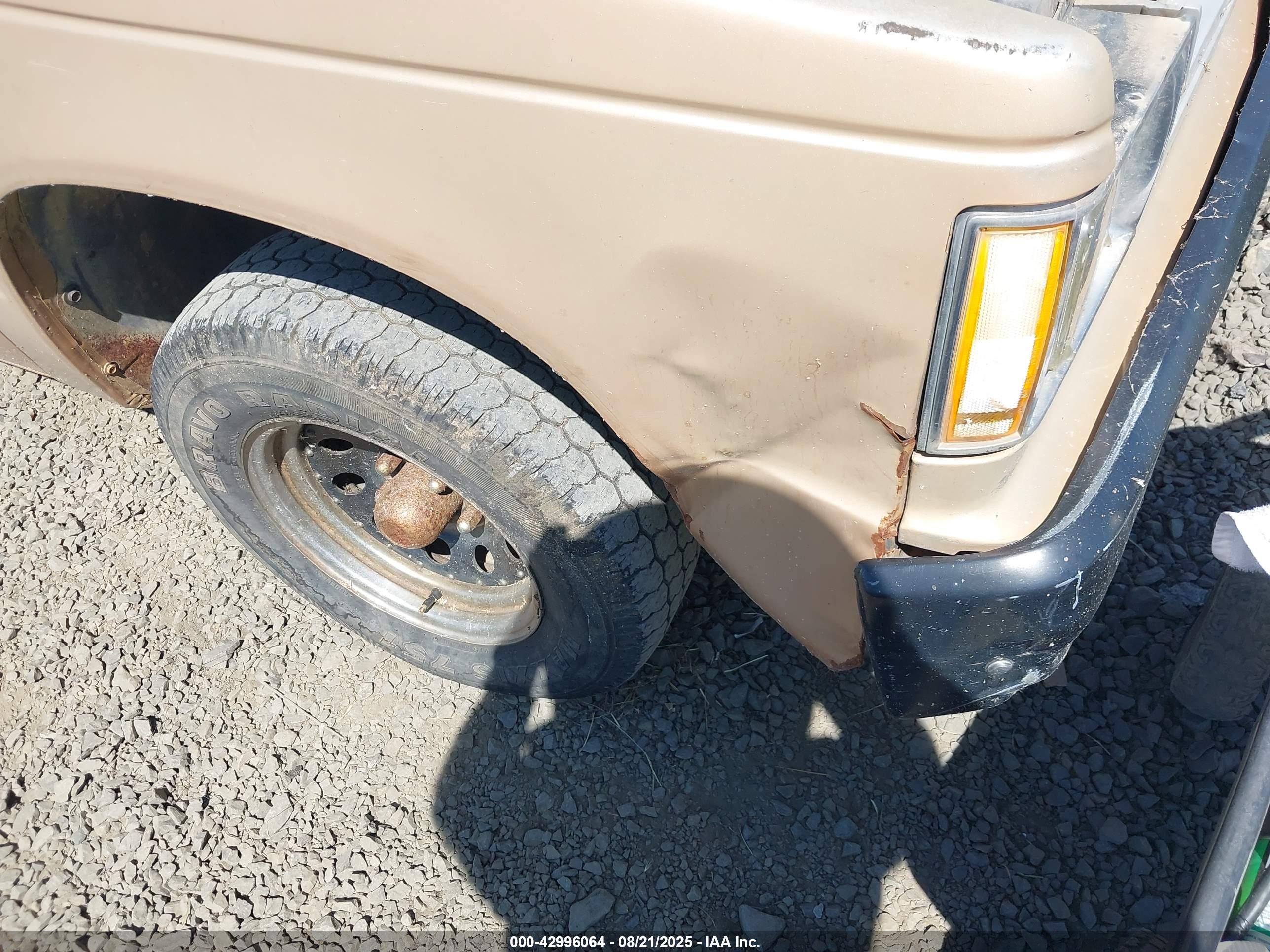 1987 Chevrolet S Truck S10 Dark Brown vin: 1GCBS14EXH2156271