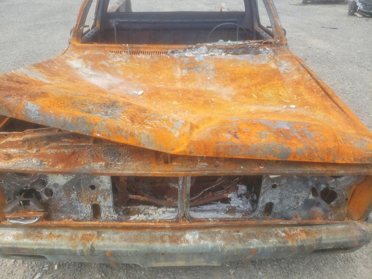 1981 Chevrolet C10 Burn vin: 1GCCC14D7BF392773