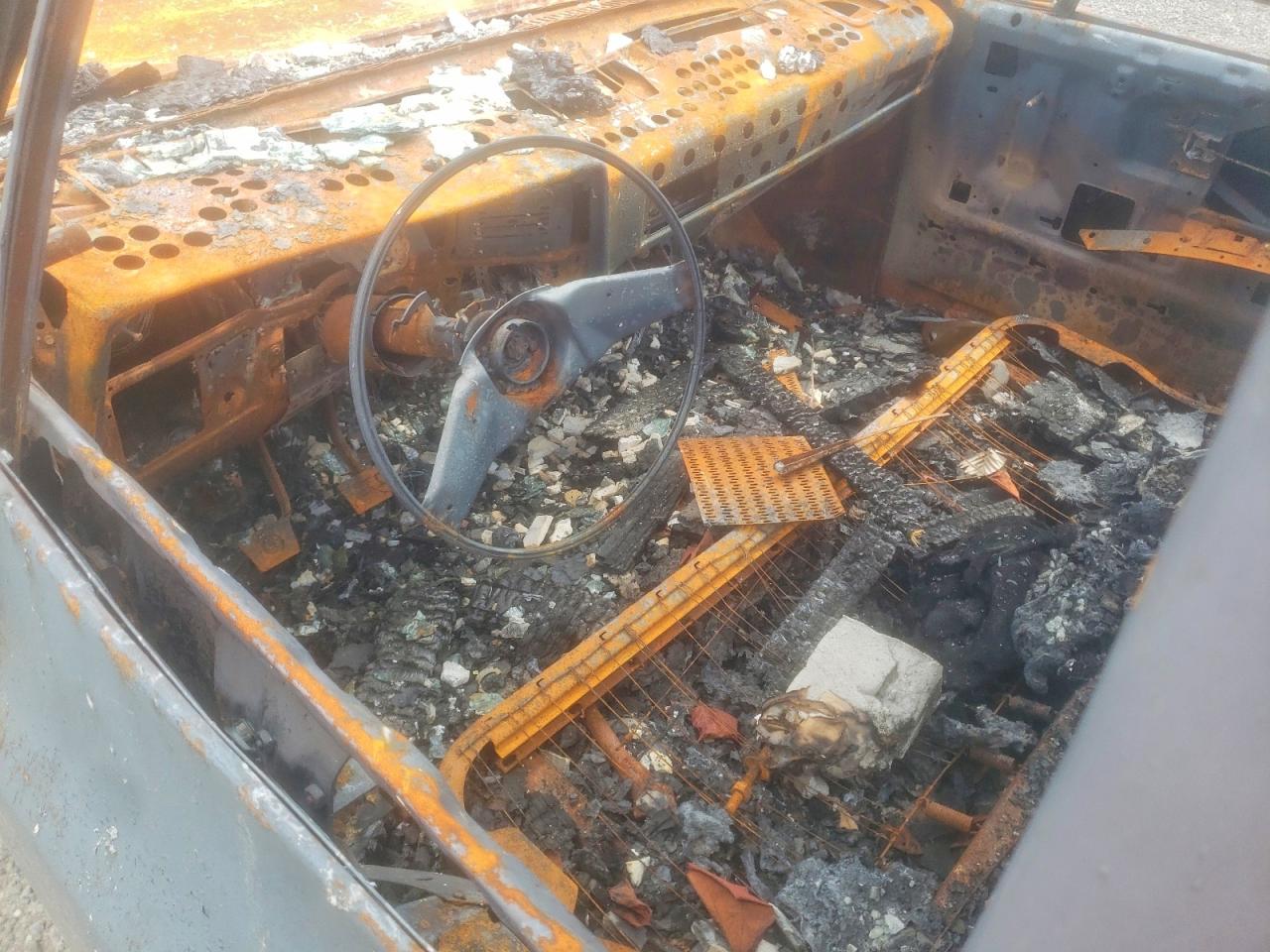 1981 Chevrolet C10 Burn vin: 1GCCC14D7BF392773