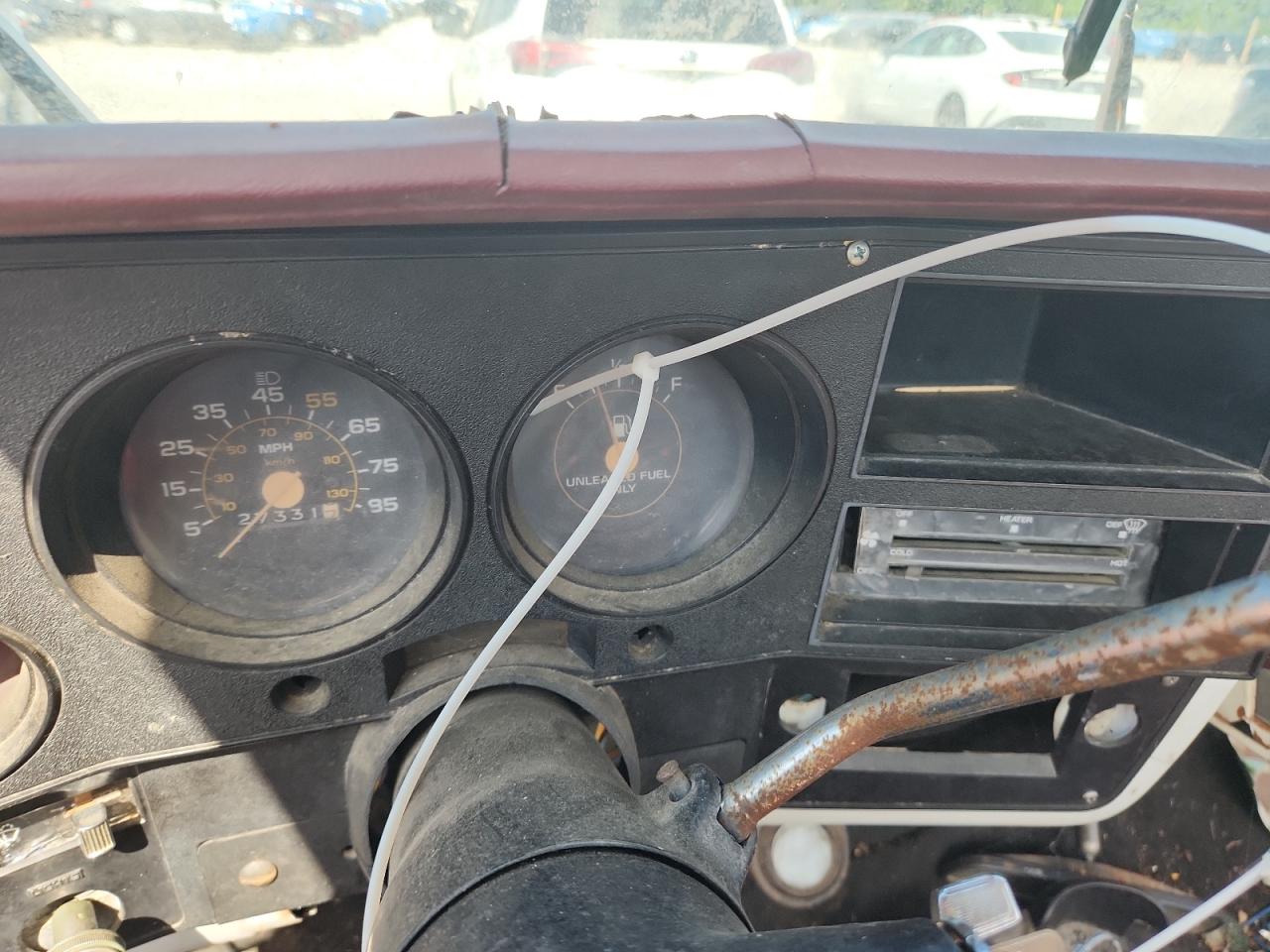 1982 Chevrolet C10 Maroon vin: 1GCCC14D9CS133937
