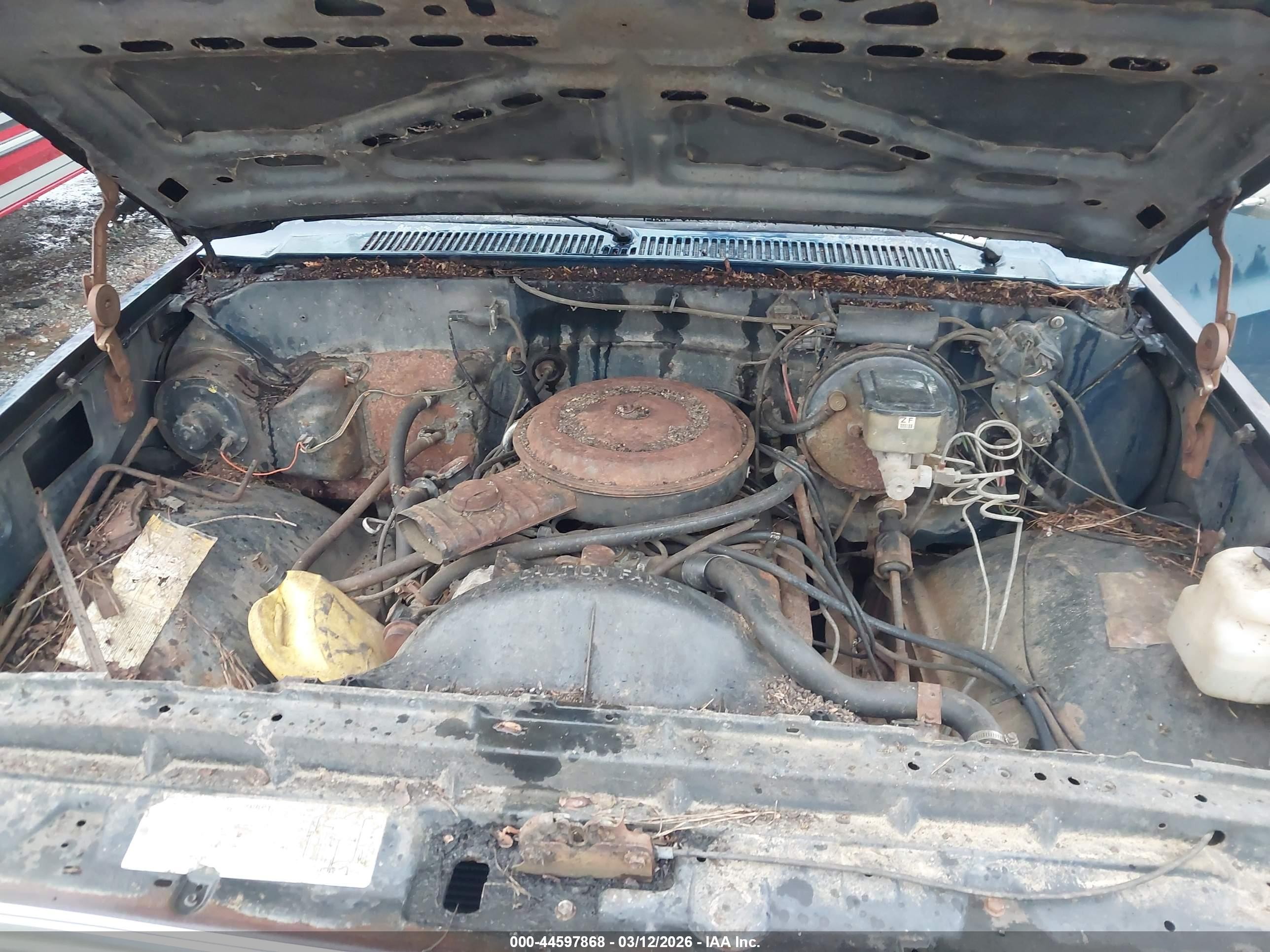 1984 Chevrolet C10   Синий vin: 1GCCC14H1EF367259
