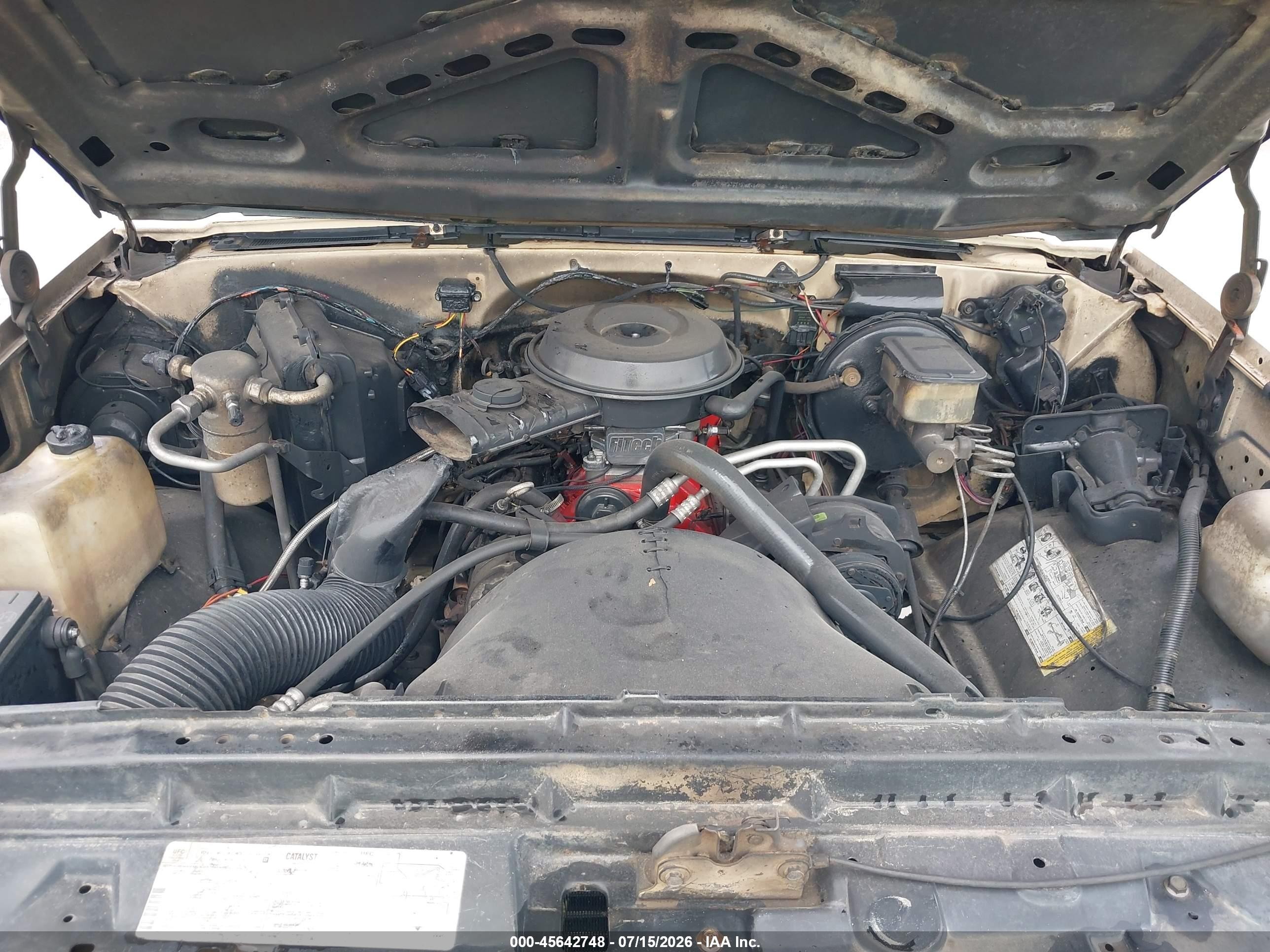 1985 Chevrolet C10 Beige vin: 1GCCC14N0FS153863