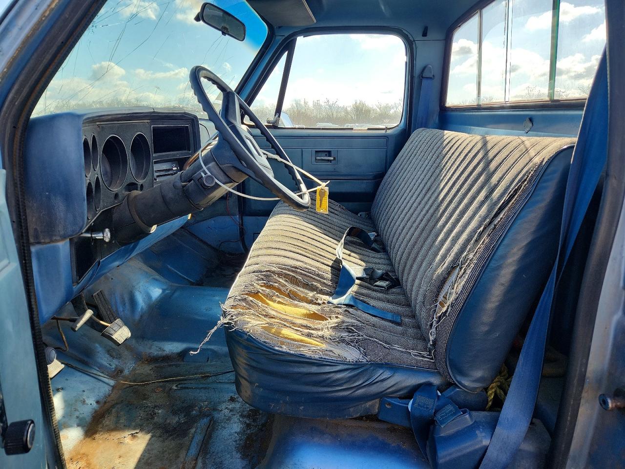 1987 Chevrolet R10 Blue vin: 1GCCR14H7HJ133451