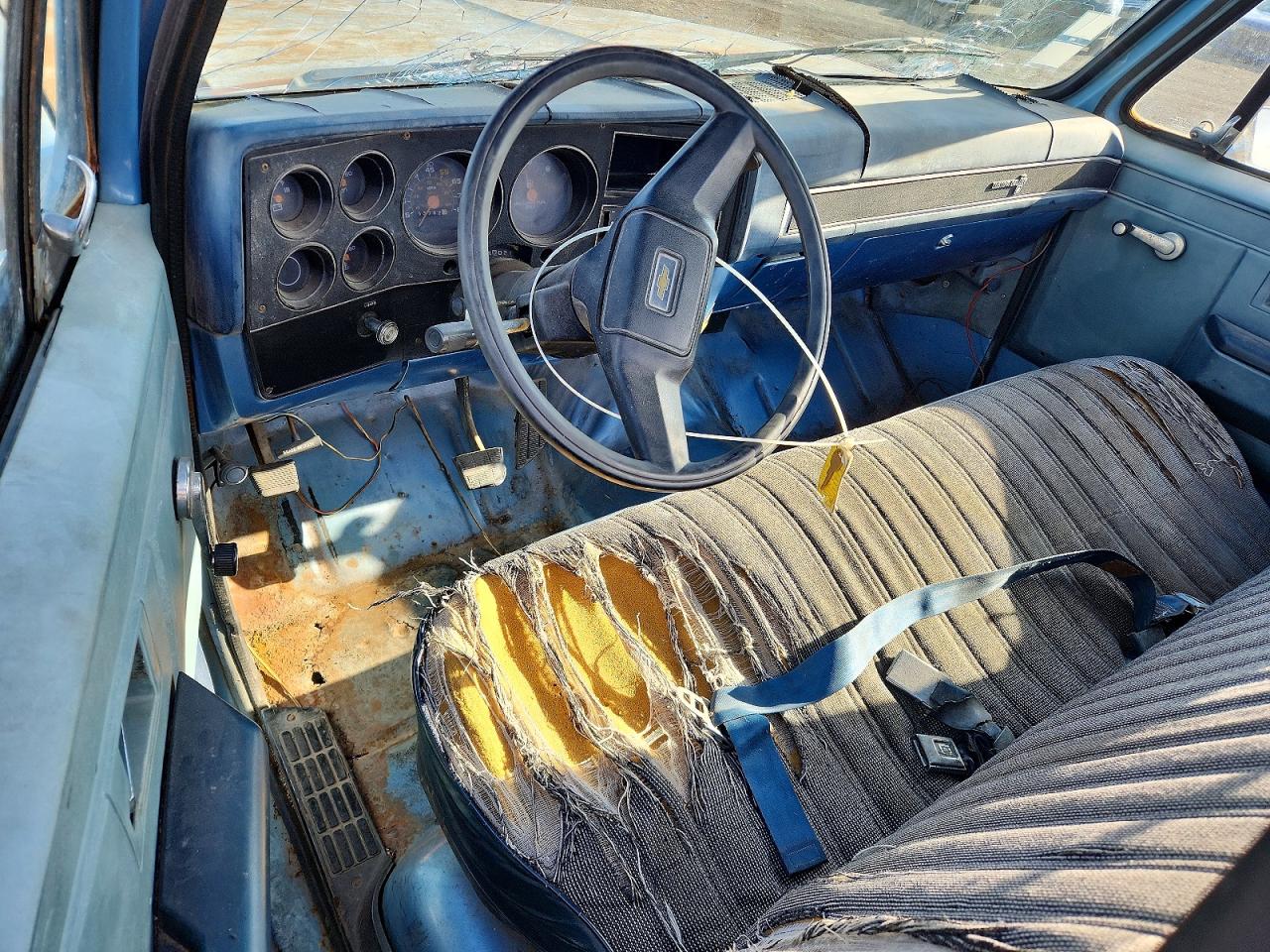 1987 Chevrolet R10 Blue vin: 1GCCR14H7HJ133451