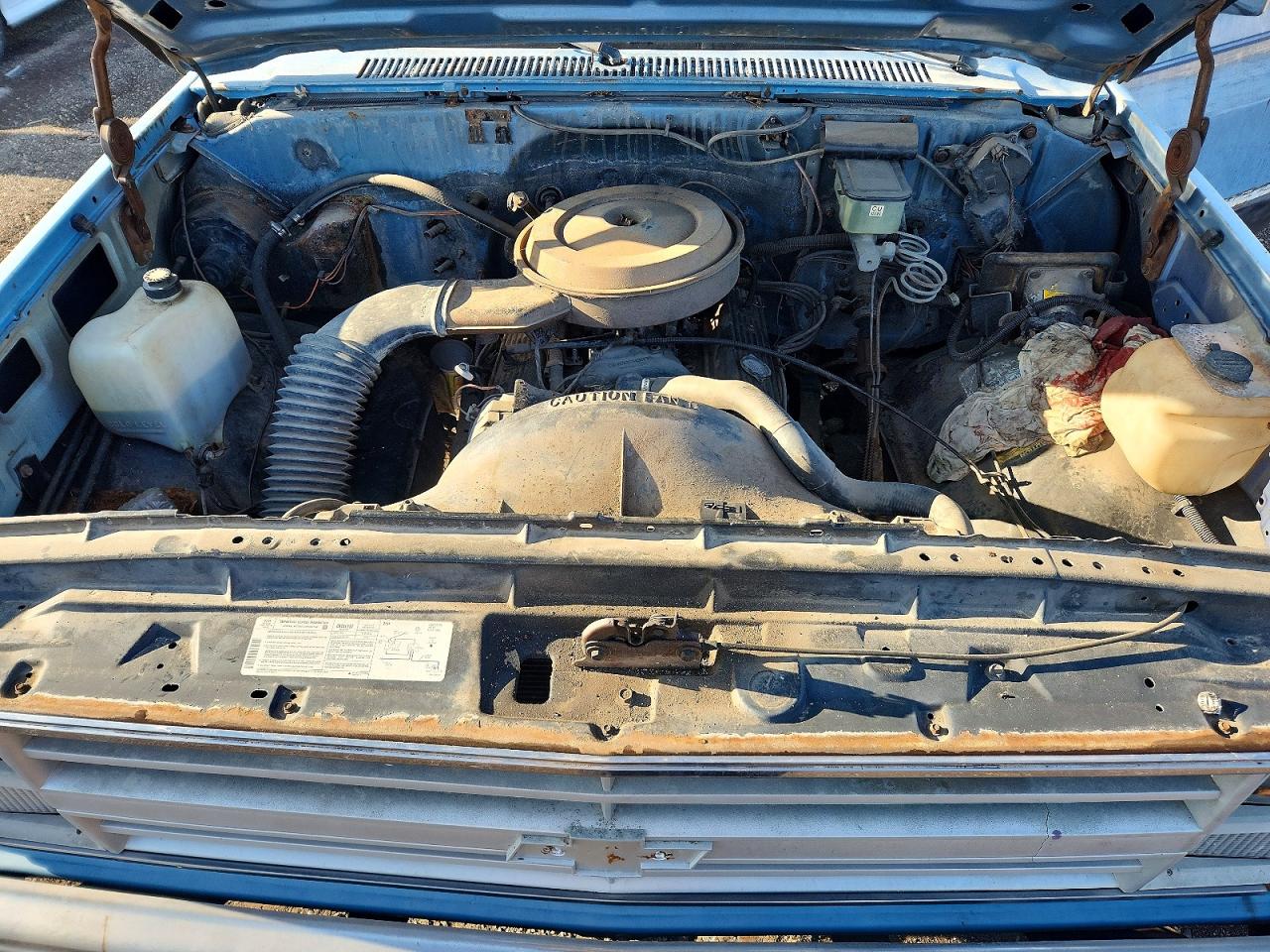 1987 Chevrolet R10 Blue vin: 1GCCR14H7HJ133451