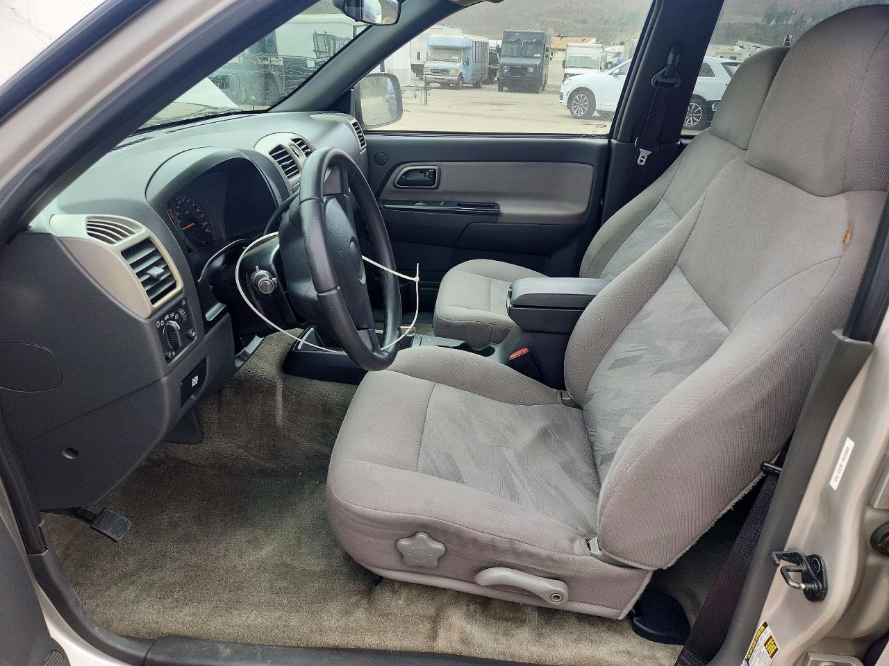 2005 Chevrolet Colorado Серый vin: 1GCCS136058185561