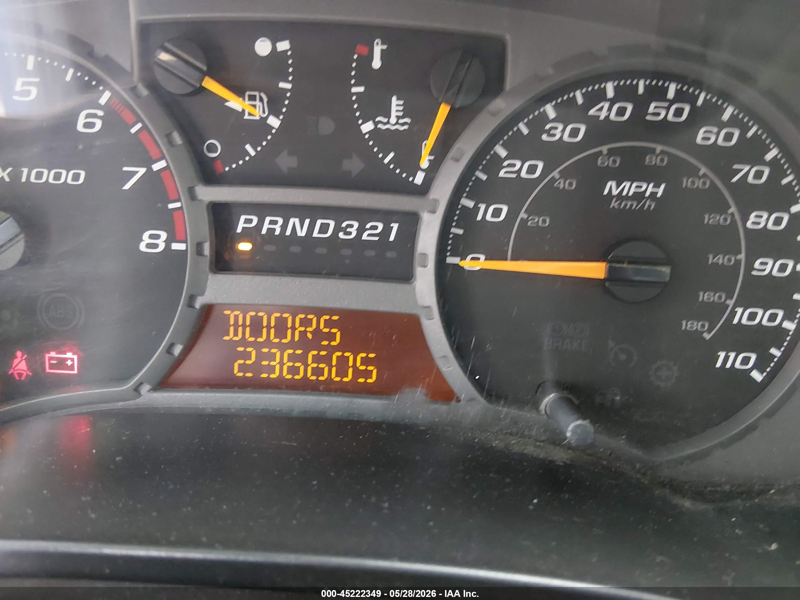 2005 Chevrolet Colorado Ls Yellow vin: 1GCCS136258269056
