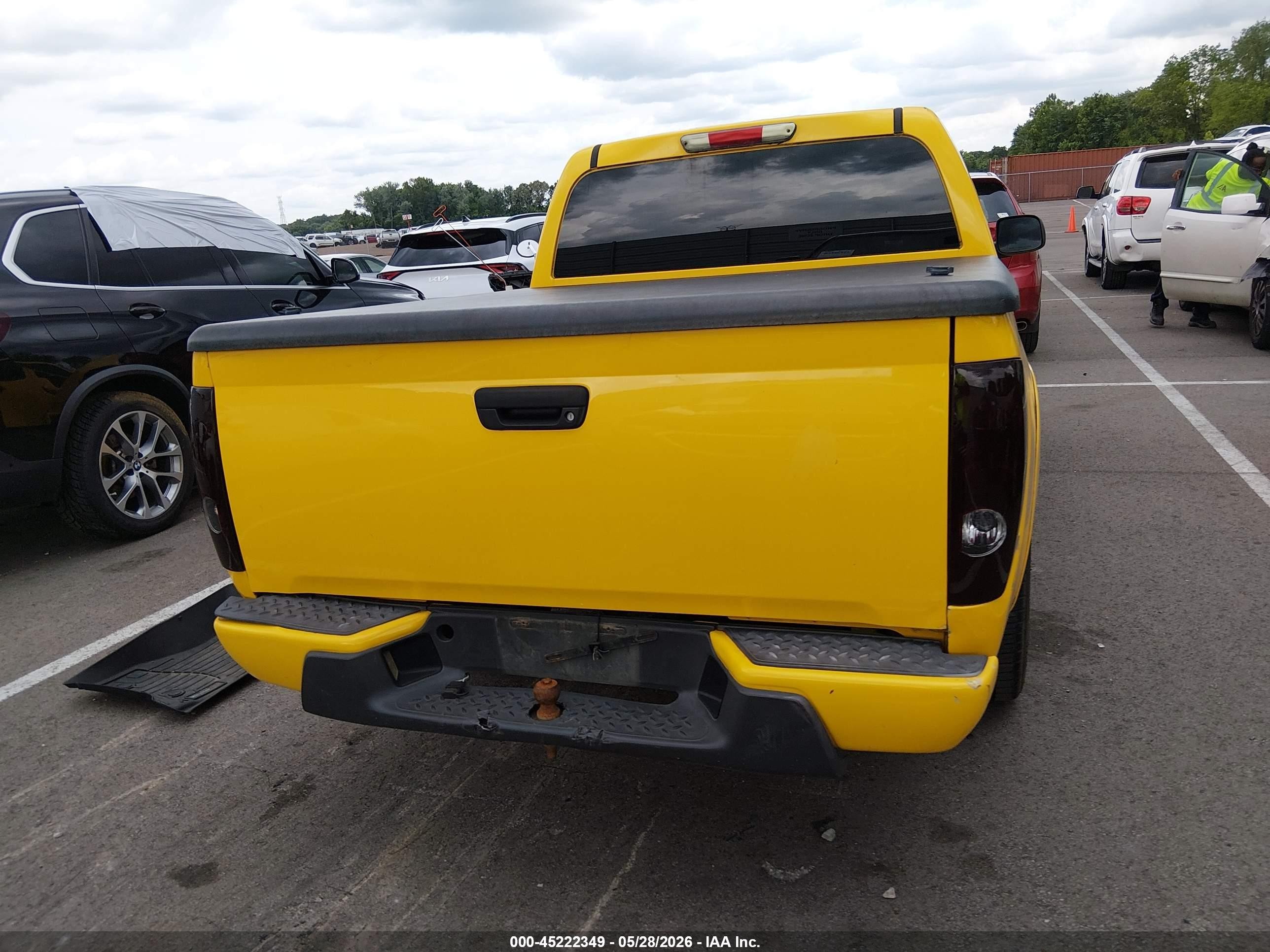 2005 Chevrolet Colorado Ls Yellow vin: 1GCCS136258269056