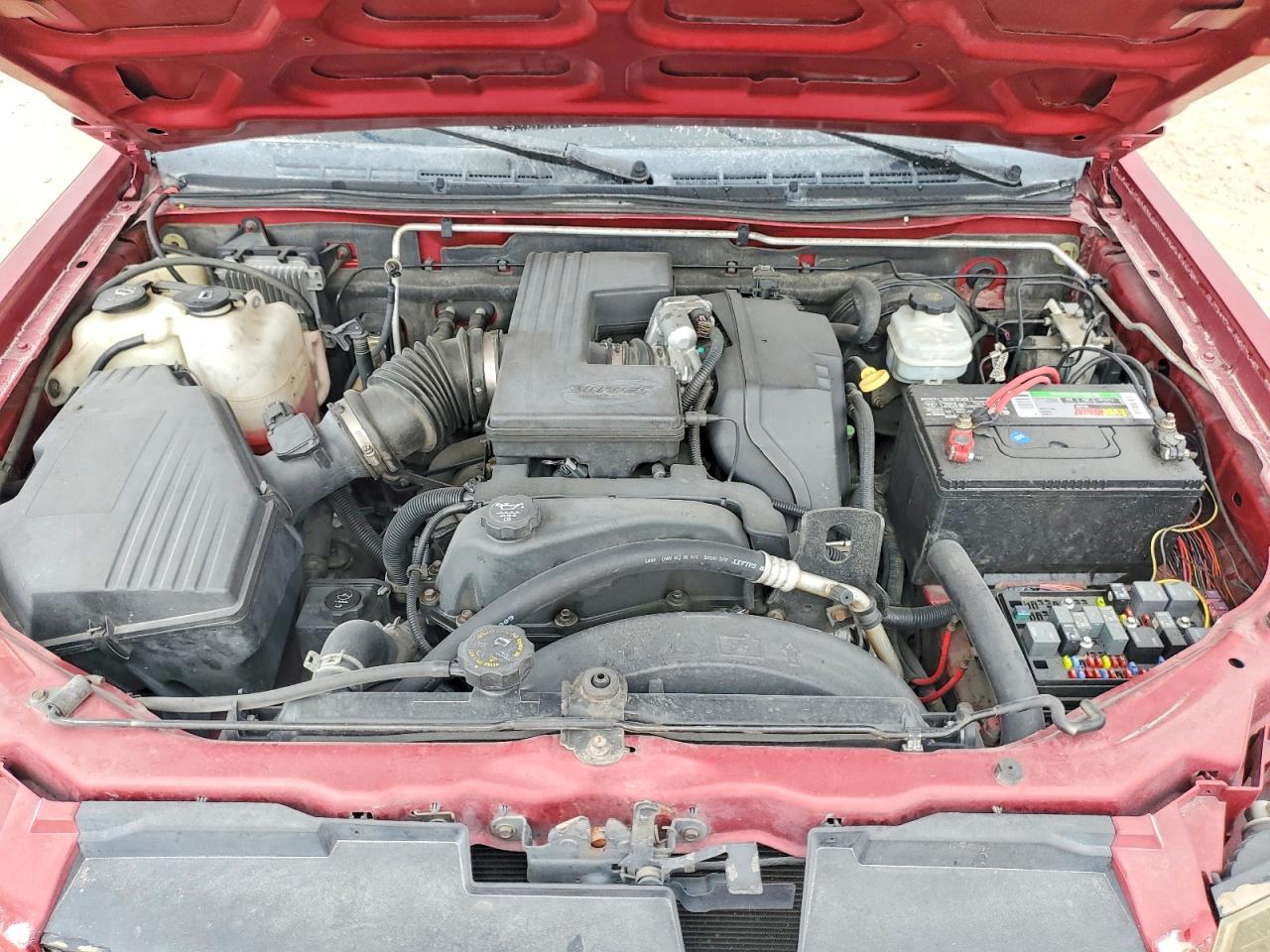 2004 Chevrolet Colorado Maroon vin: 1GCCS136348152388