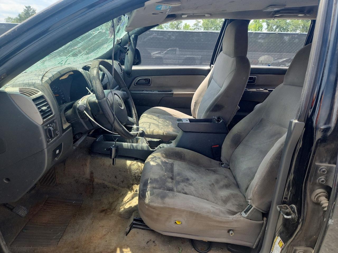 2004 Chevrolet Colorado Black vin: 1GCCS136448200884