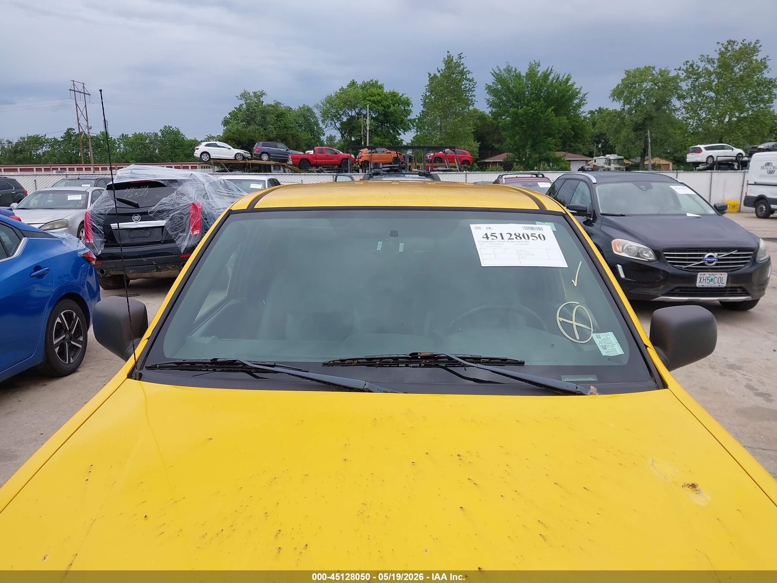 2005 Chevrolet Colorado Ls Yellow vin: 1GCCS136458241128