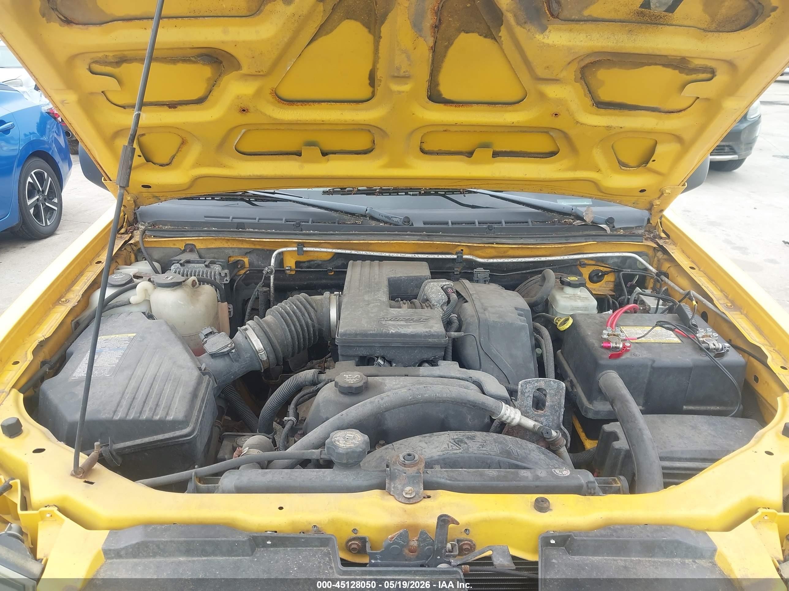 2005 Chevrolet Colorado Ls Yellow vin: 1GCCS136458241128