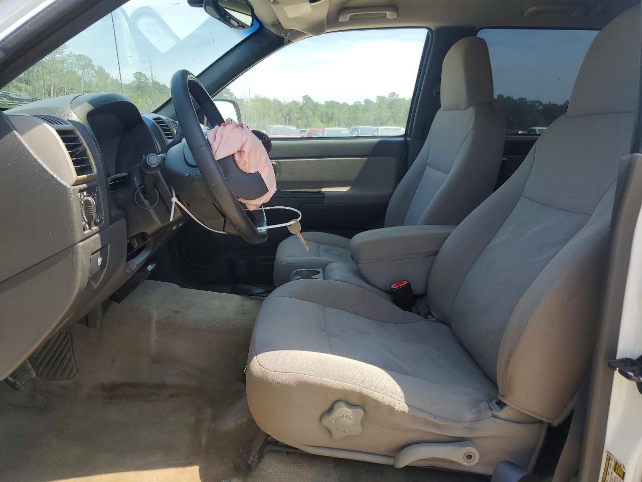 2005 Chevrolet Colorado White vin: 1GCCS136558156864